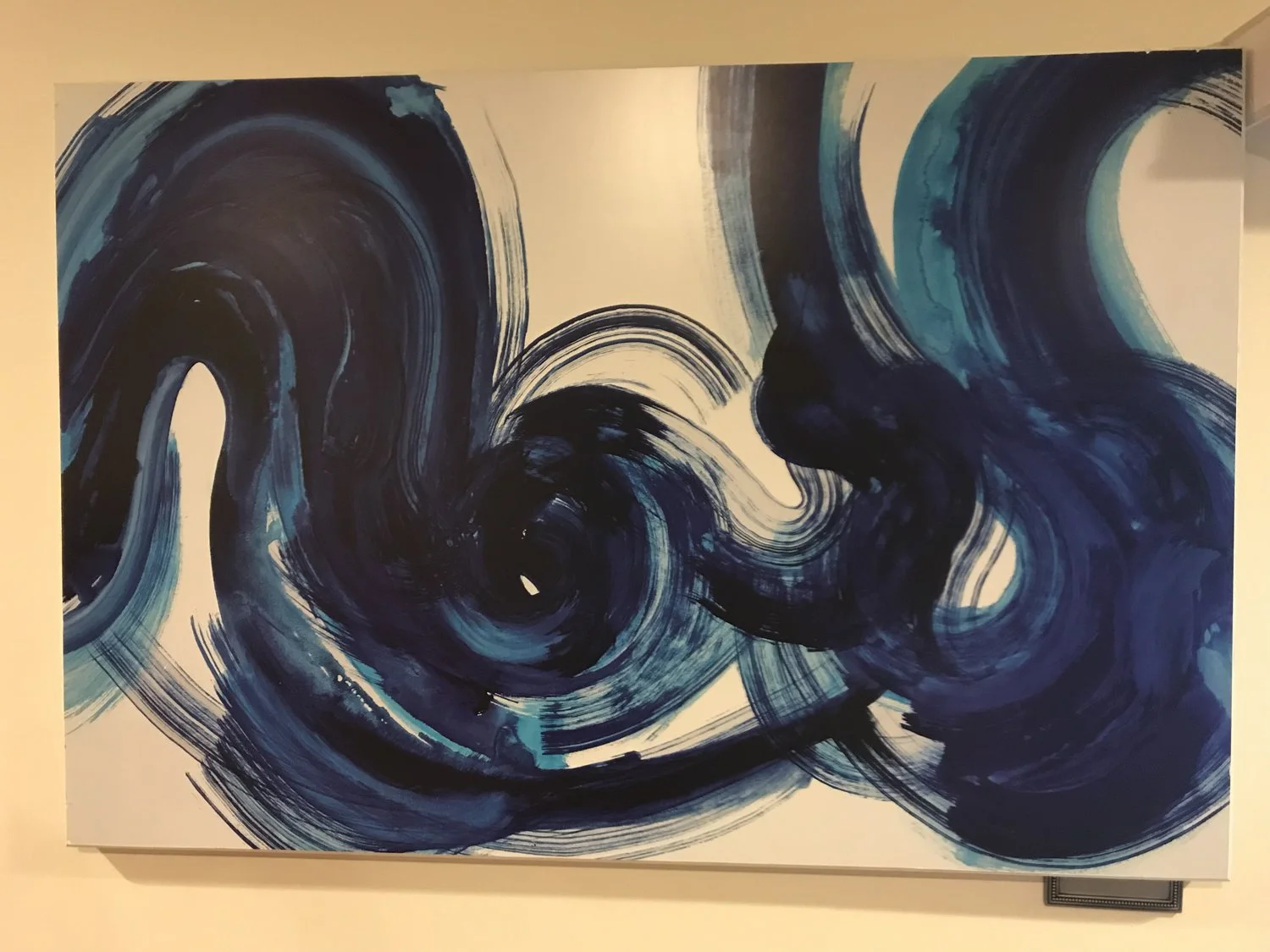 WALL ART 