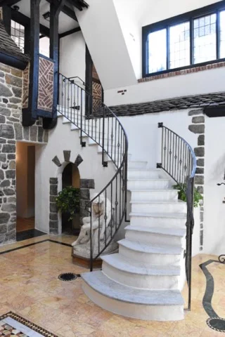 Chateau Mansion