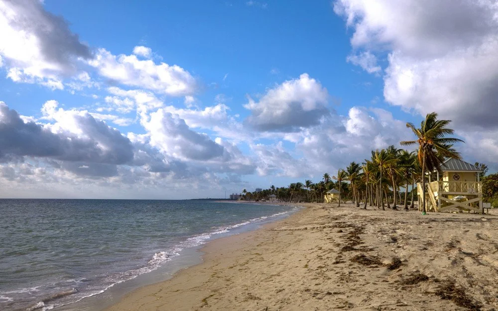 Crandon_Park_and-_Nature_Preserve_Beach_Lifegaurd_Stand_1440x900__E337F2A8-5056-A36A-0BBEF200912B253C-e337f1f15056a36_e337f2fe-5056-a36a-0be48bf5a2677ae9.jpg