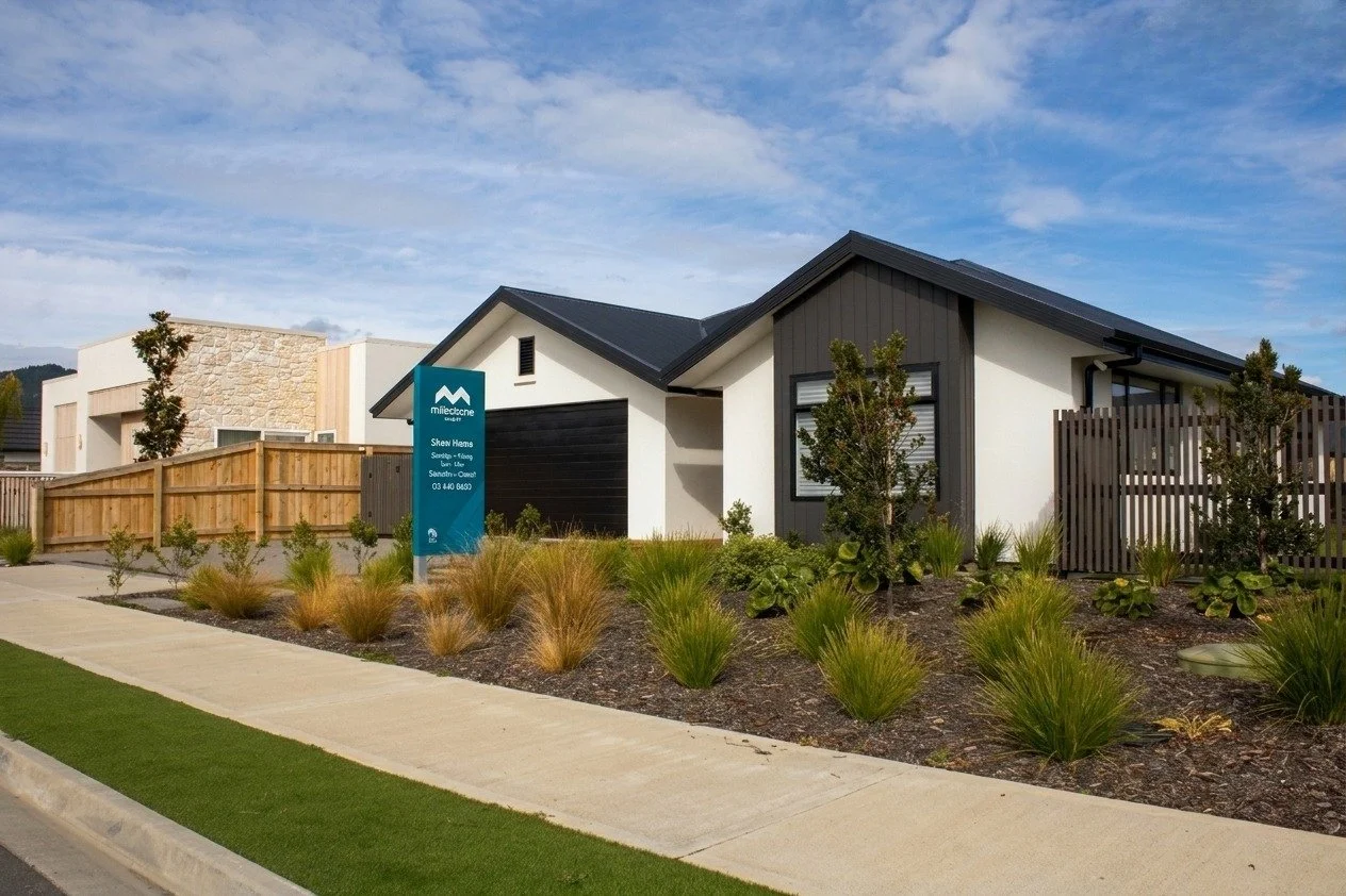 Milestone's Showhome in Berryfields looking fantastic with the planting filling out. A few seasons in and the front entrance is looking great!

Milestone Homes Nelson 

#nelsontasmannz #newvisionlandscapes #nvl #landscapearchitecture #landscapedesign