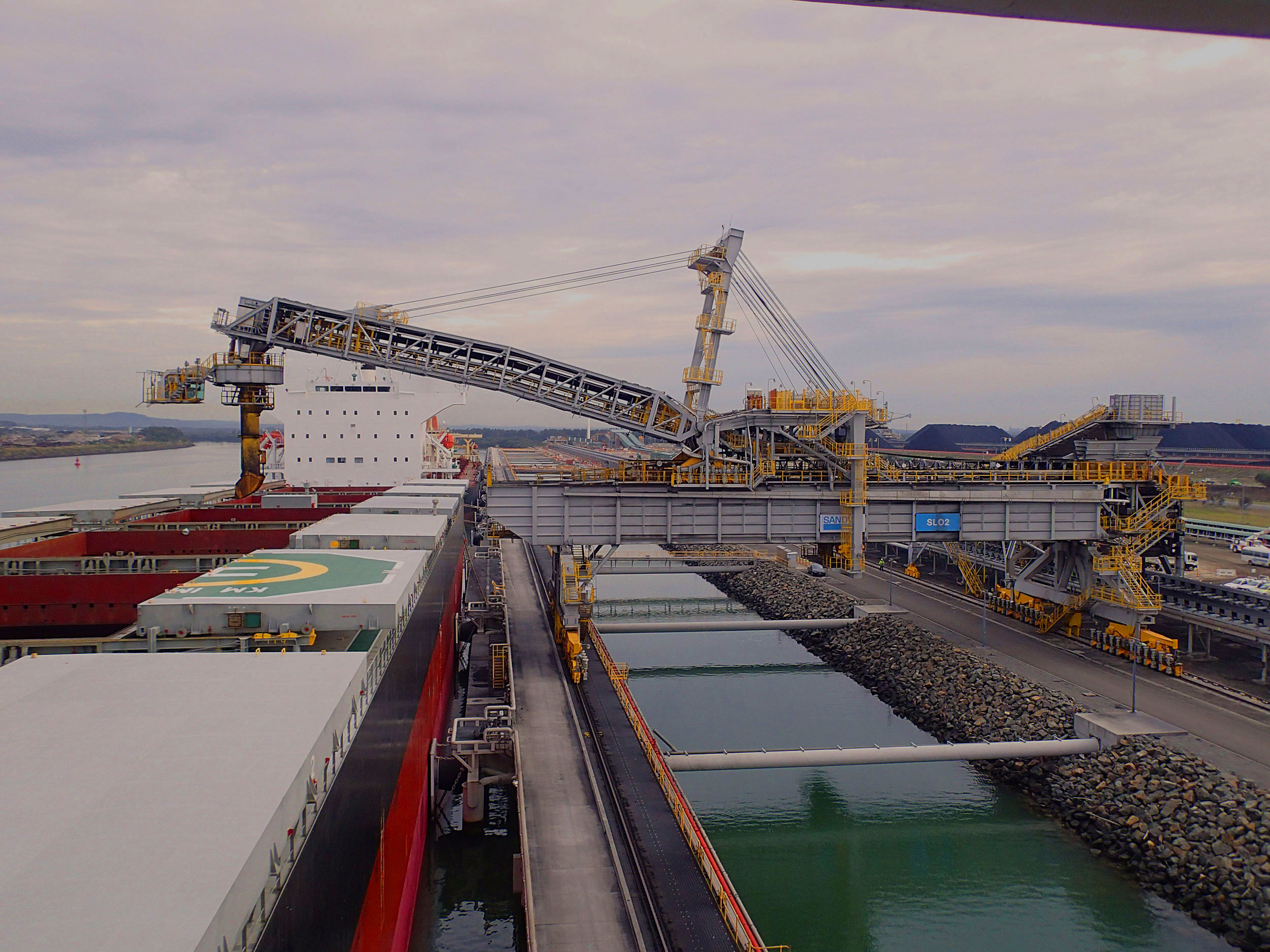 Ship-Loader-2500w-darker.jpg