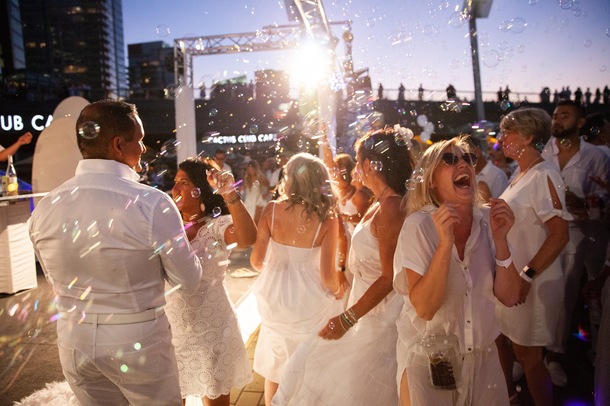 august182022-diner-en-blanc-christine-mcavoy-0078.jpg