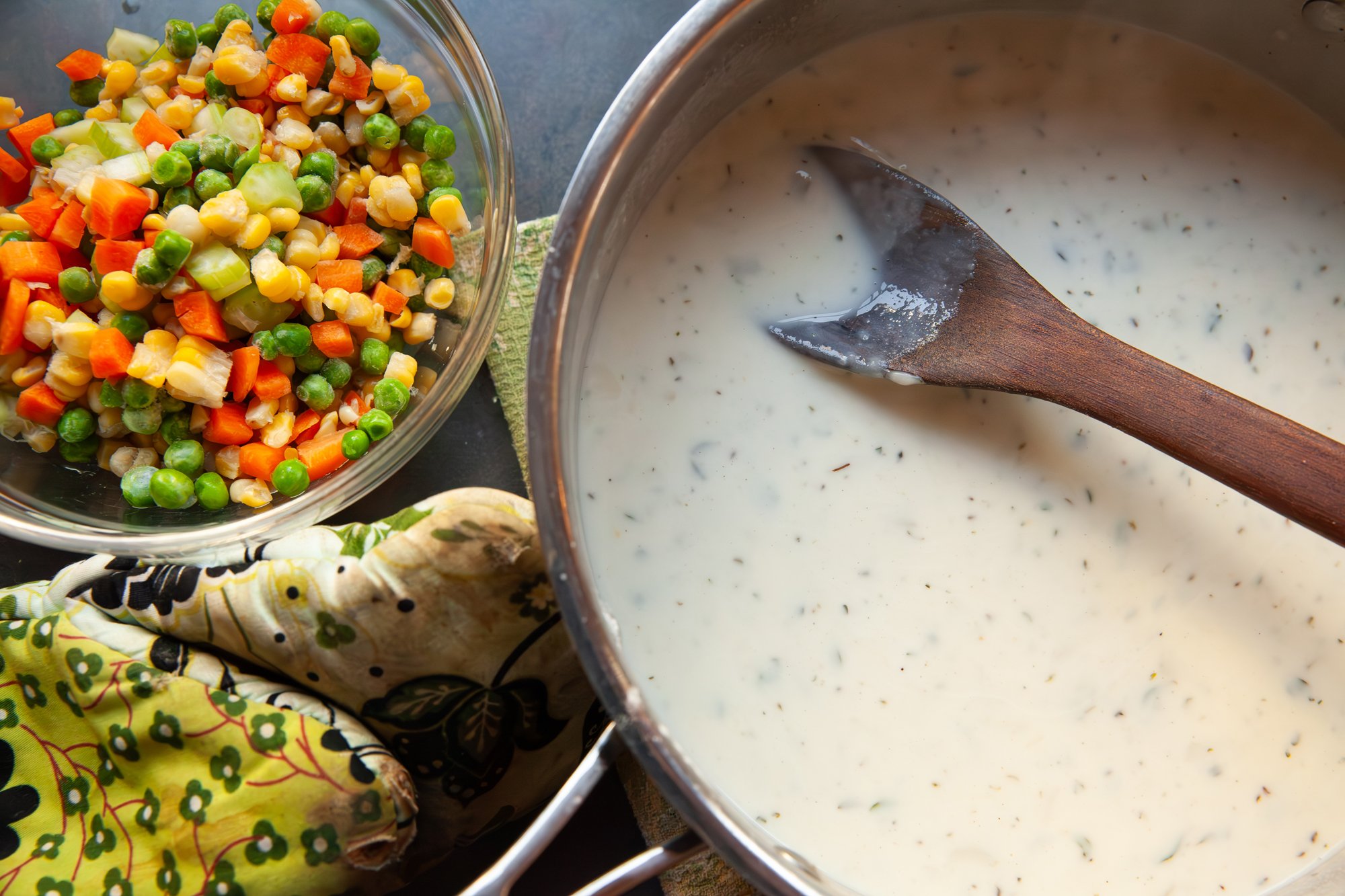 january2025-chicken-pot-pie-christine-mcavoy-0016.jpg