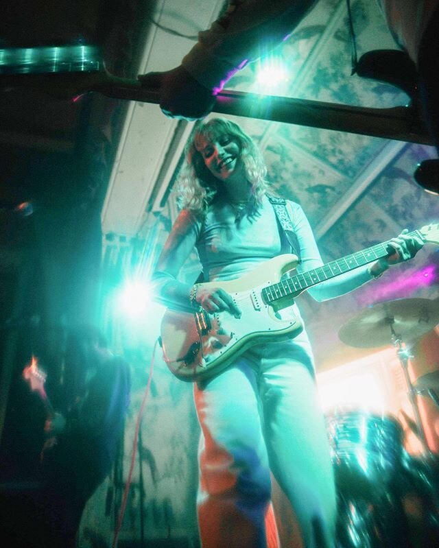 thank u so much to everyone who came to see us this week it&rsquo;s been so sick seeing ppl sing along :)) another mini tour w @thisiszuzu starts this sunday i am gassssed see u there!!! &lt;&lt;33 📸 @charudd