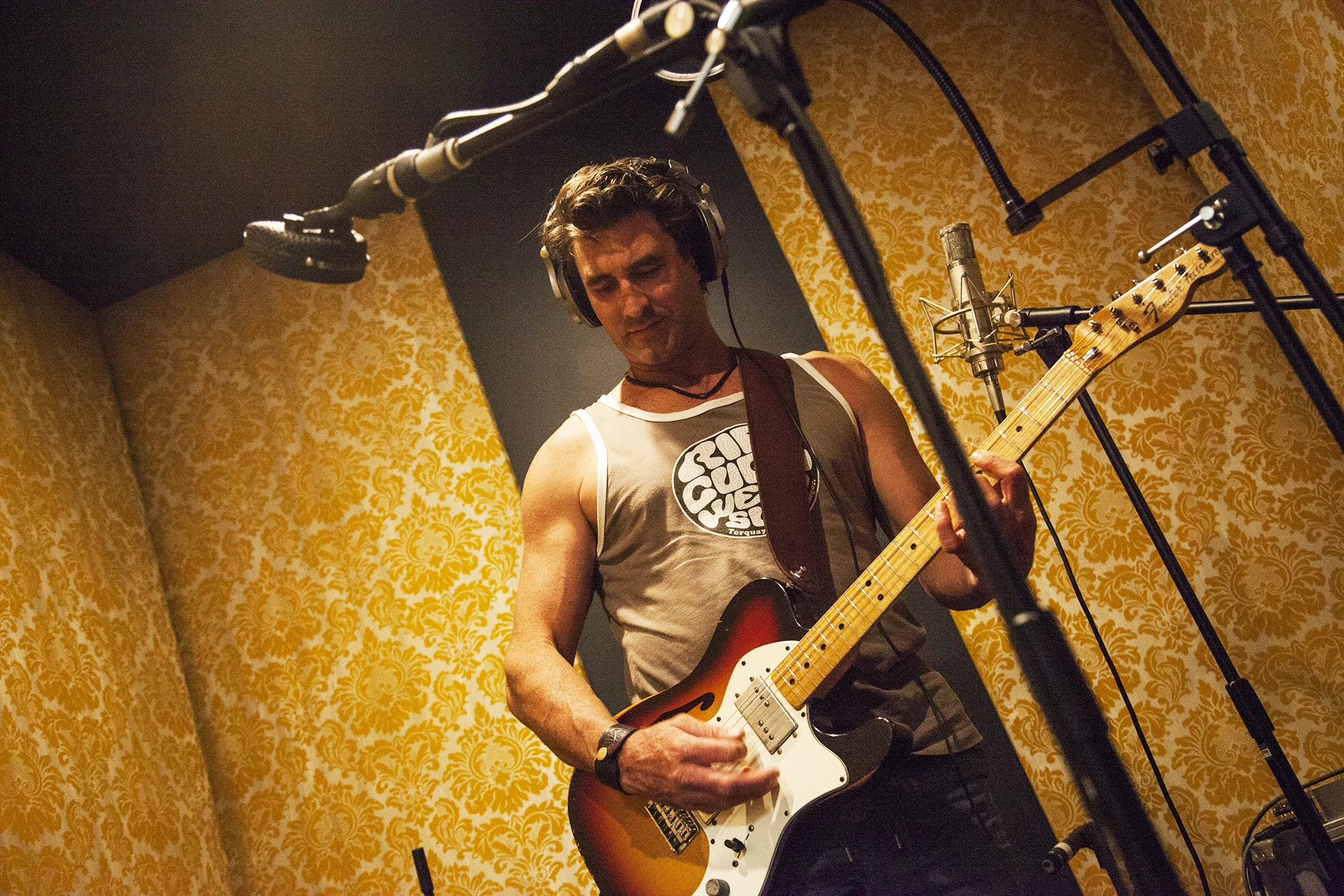 Pete Murray recording guitar tracks for his latest album "Camacho"