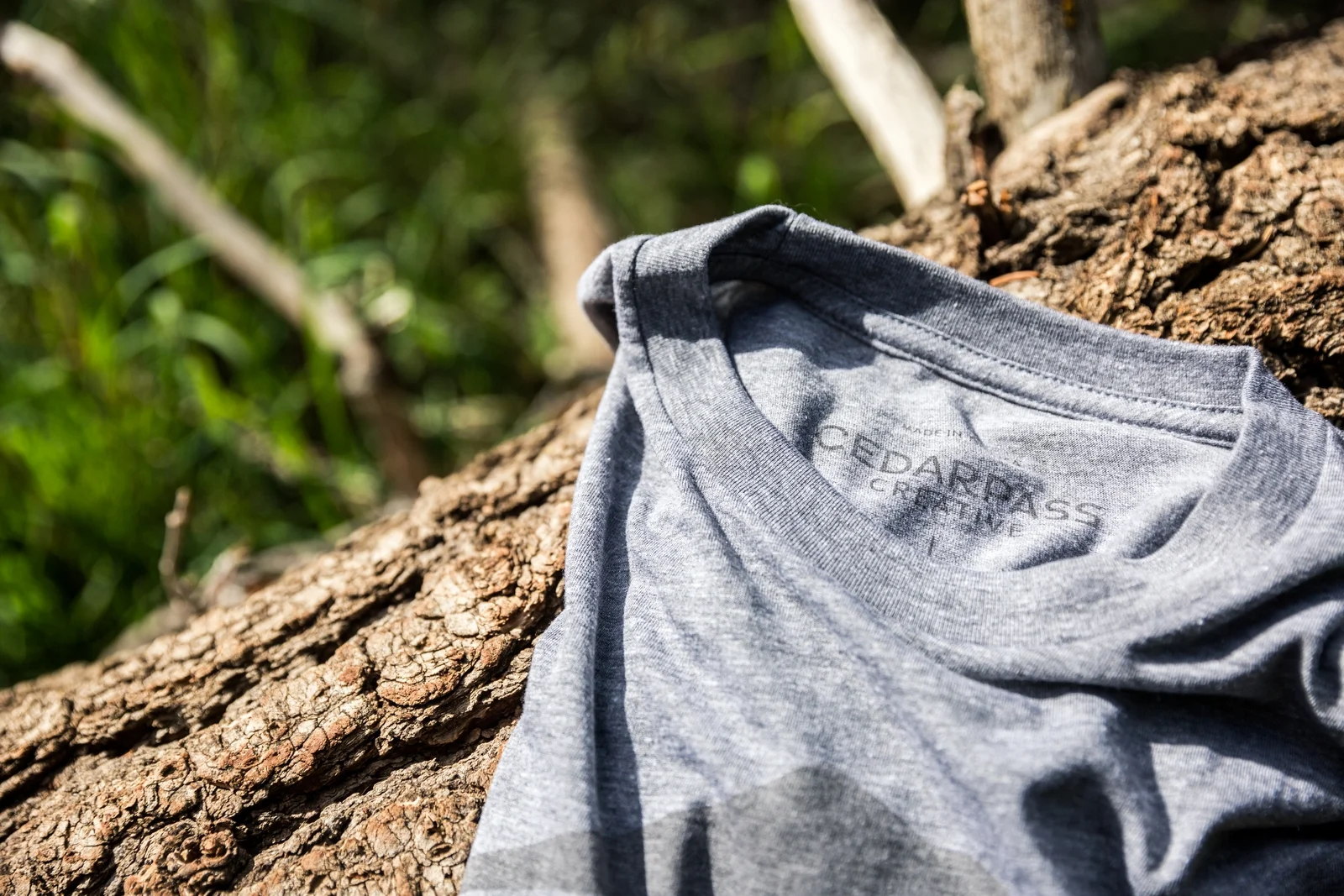 outdoor-lifestyle-photographer-cedarpass-creative-tshirt (4).jpg