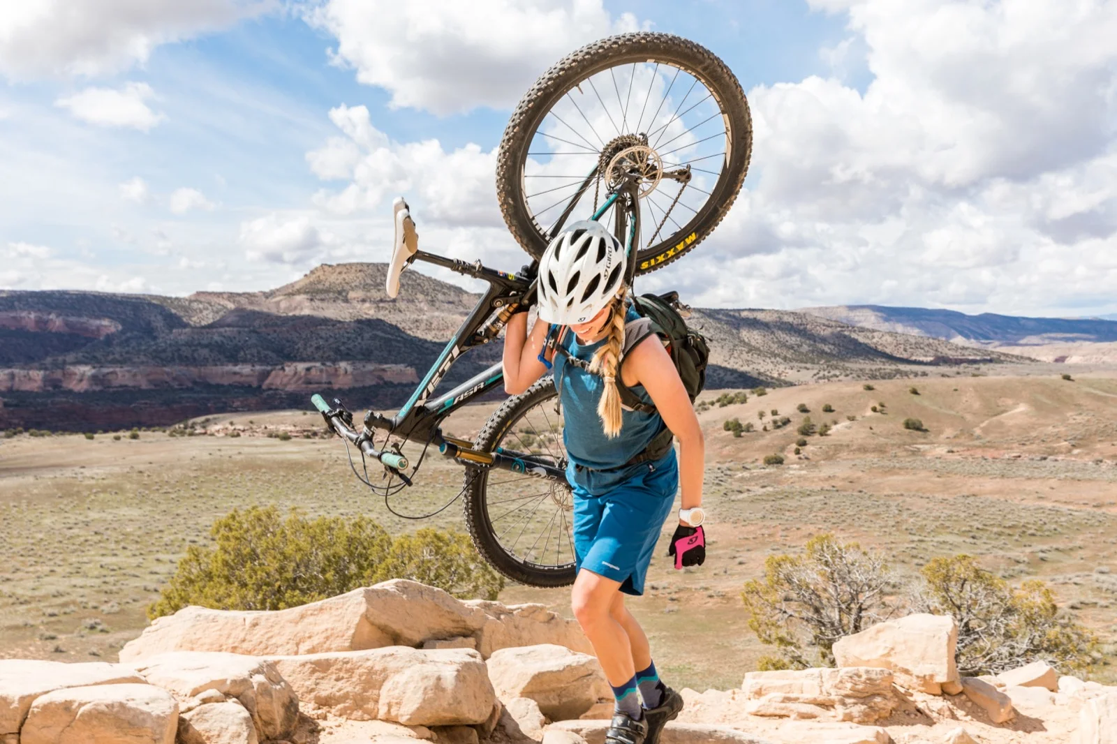 Outdoor Lifestyle Photographer Colorado Mountain Biking Hike a Bike Fruita Desert Horsethief Bench