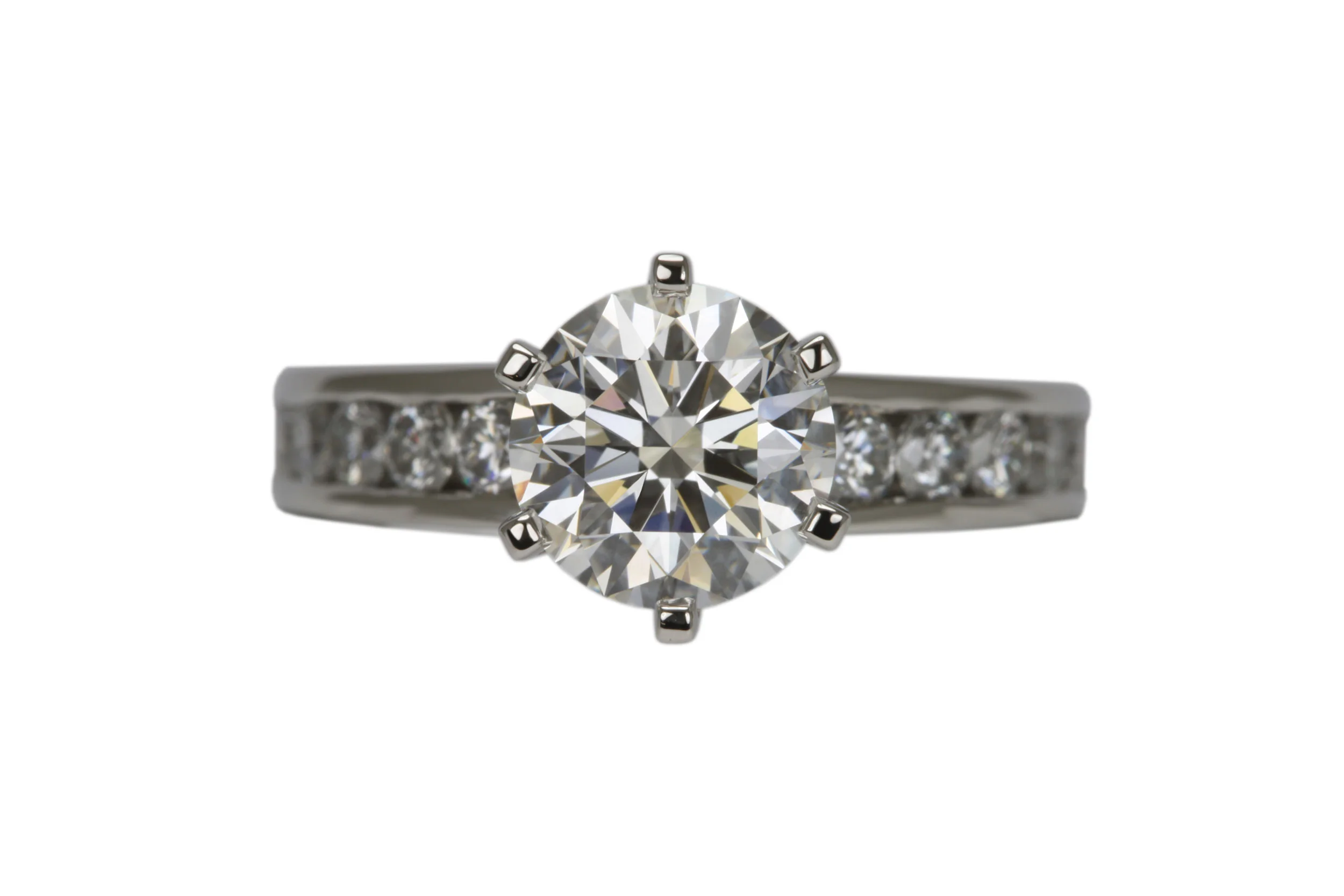 1.6 Carat Diamond Engagement Ring in Platinum