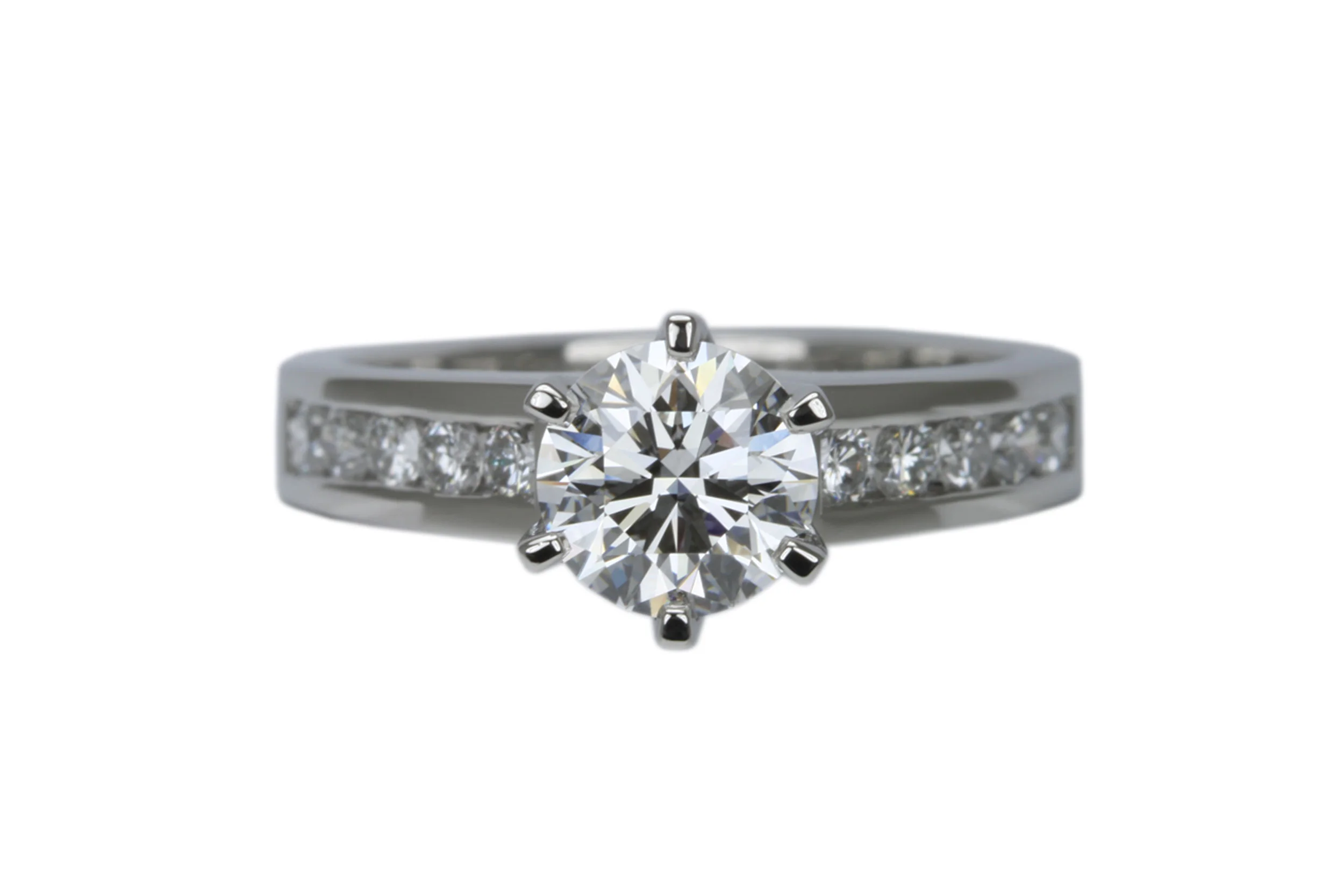 1 Carat 6 Claw Diamond Engagement Ring with Platinum