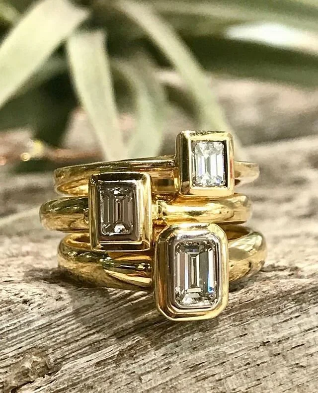 • ✨Take your pick ✨•
.
.
.  #square #friday #bezelset #yellowgold #rings #sparkles #ido #shesaidyes #iloveyou  #diamonds #ring #pavè #engagementring #statmentpieces #bling #wedding #engagement #designer #jewellerydesign #chrislewisjewellers #sydneydiamonds #manufacturing #custommade #bespoke #sydneylocal #sydney #huntershilljewellers #gladesvillejewellers