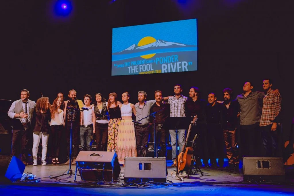 Over a Thousand Gather at Tribute Concert in Memory of Sosé & Allen