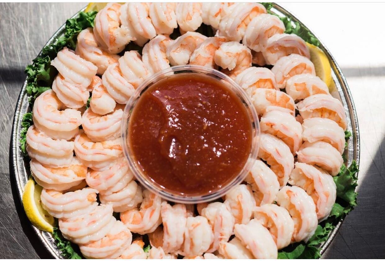 Planning  a Graduation party?  We can set you up!  Wild-caught shrimp platters, Charlene's crab dip, smoked salmon, imported cheeses...Hagen's can help you &quot;WOW&quot; your guests at your celebration!  Give us a call at 773-283-1944 for more idea