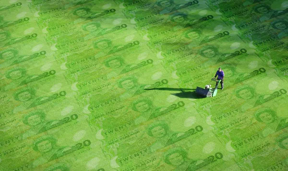 17 Ways to Make More Money in Your Lawn Mowing Business