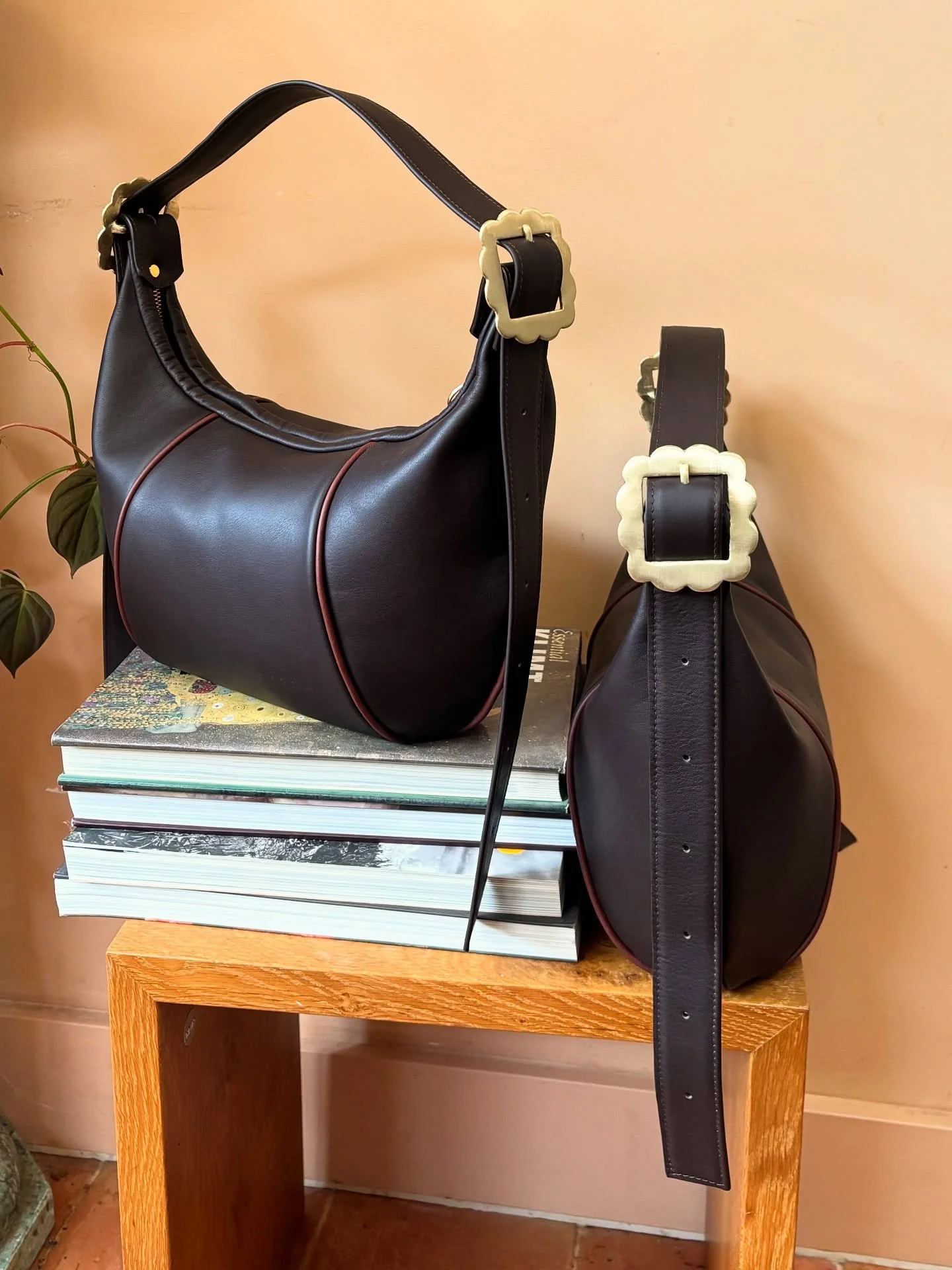 🤎☕️🤎 Join me on Thursday 23rd October @theofficialselfridges for a 4 day popup up!! I loveeeee this very deep dark brown dead-stock leather so much and cannot think of a better place to release her into the world than @saladdaysmarketlondon IN SELF