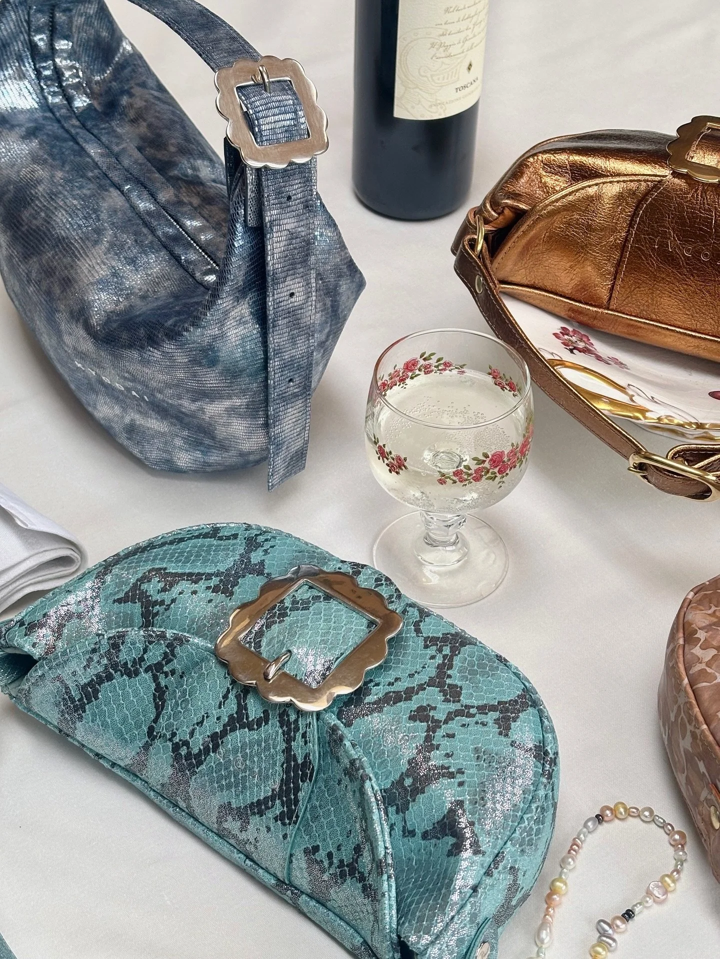 PARTY BAGS ✨🪩✨ Join me next week @saladdaysmarketlondon for a 4 day popup alongside 14 other small businesses  inside the one and only @theofficialselfridges !!!! 

✨Where? Ground Floor, Accessories Hall &ndash; use the Duke Street entrance for easi