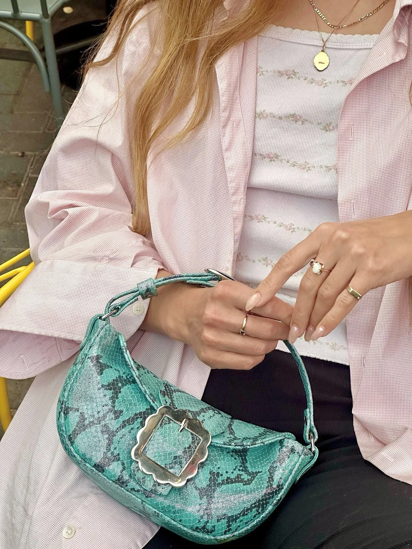 I handcraft all my bags from start to finish right here in my South London studio, using dead stock leathers, organic cotton and strong brass hardware! You can usually find me at my sewing machine but&hellip;THIS THURSDAY you can find me in Selfridge