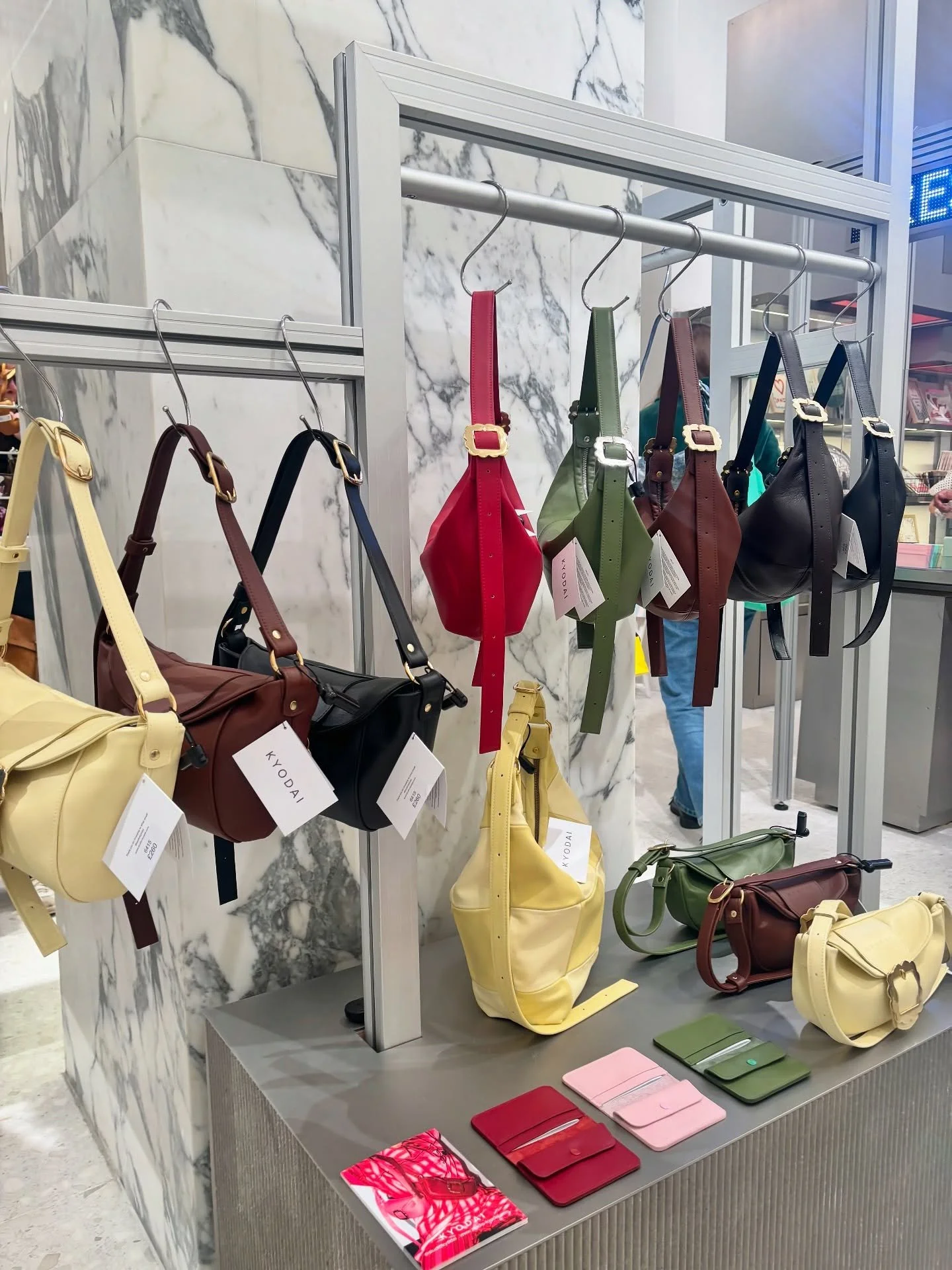All set up and fully in the swing of things @saladdaysmarketlondon inside the one and only @theofficialselfridges !! Thank you so much to my gorg customers who have already stopped by and bought a bag, it&rsquo;s lovely to meet you in real life! ✨🫶?