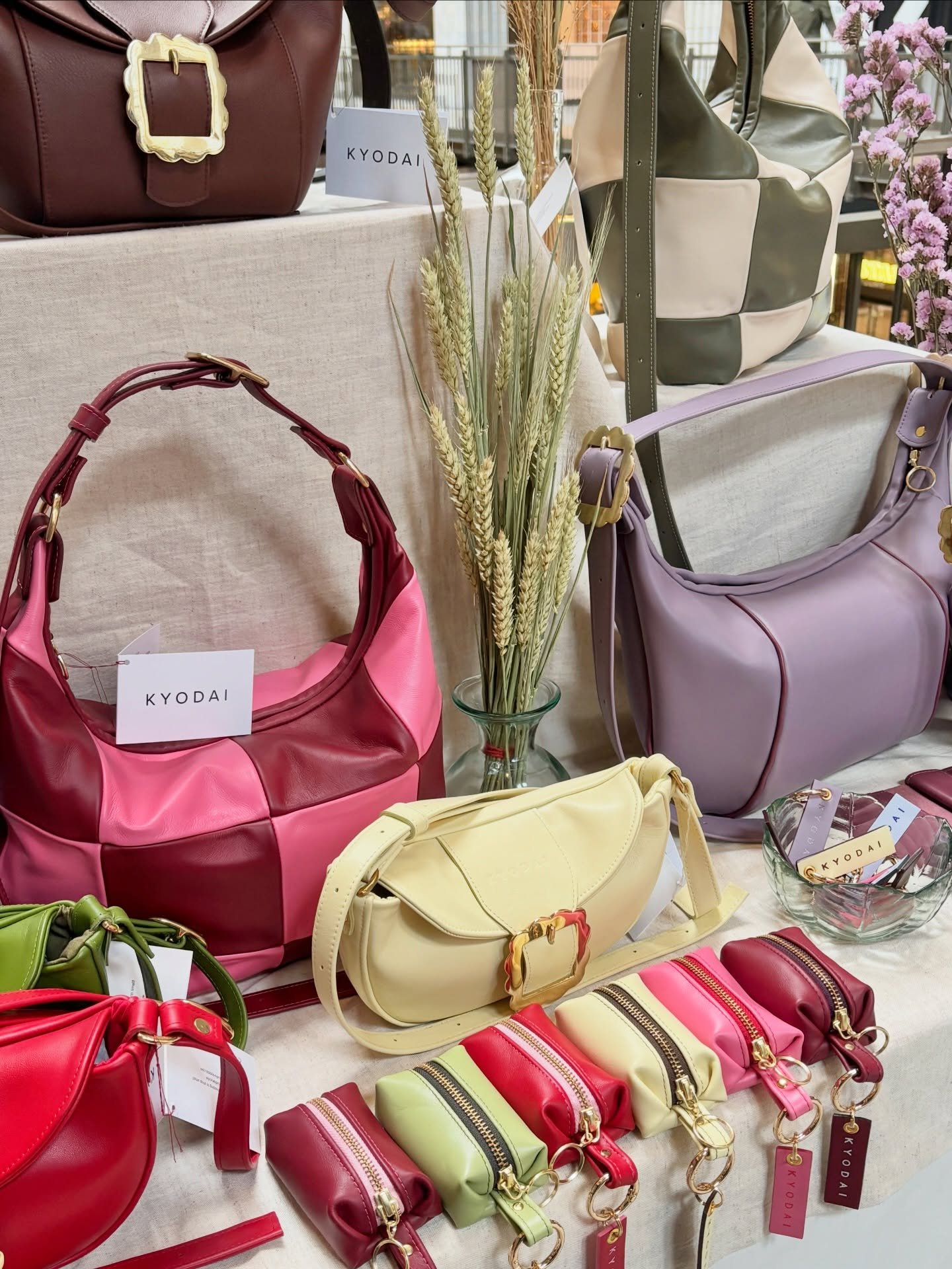 OMEEEGAAAWD THANK YOU SO MUCH!!! Yesterday was incredible. I cannot thank you enough for buying a bag, and for some of you it was your second, third of even fourth! It&rsquo;s actually too hard to put it into words how much it means to me that you&rs