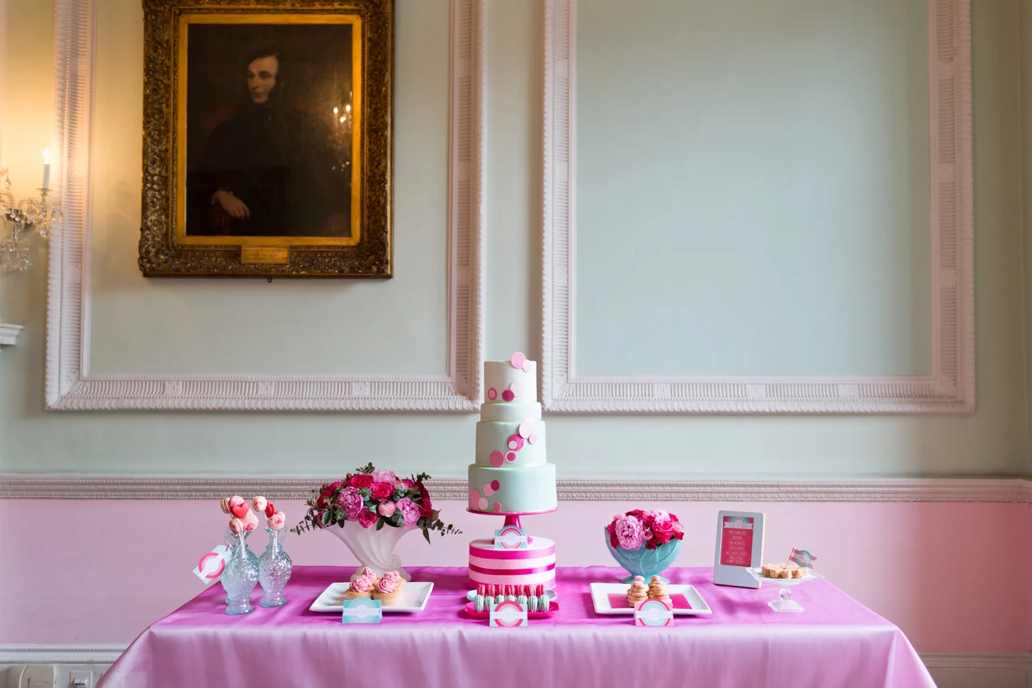 001-SugaredSaffron-PinkMint-3812_Lifestyle-Editorial-Photography-cake-LucyWilliamsPhotography.jpg