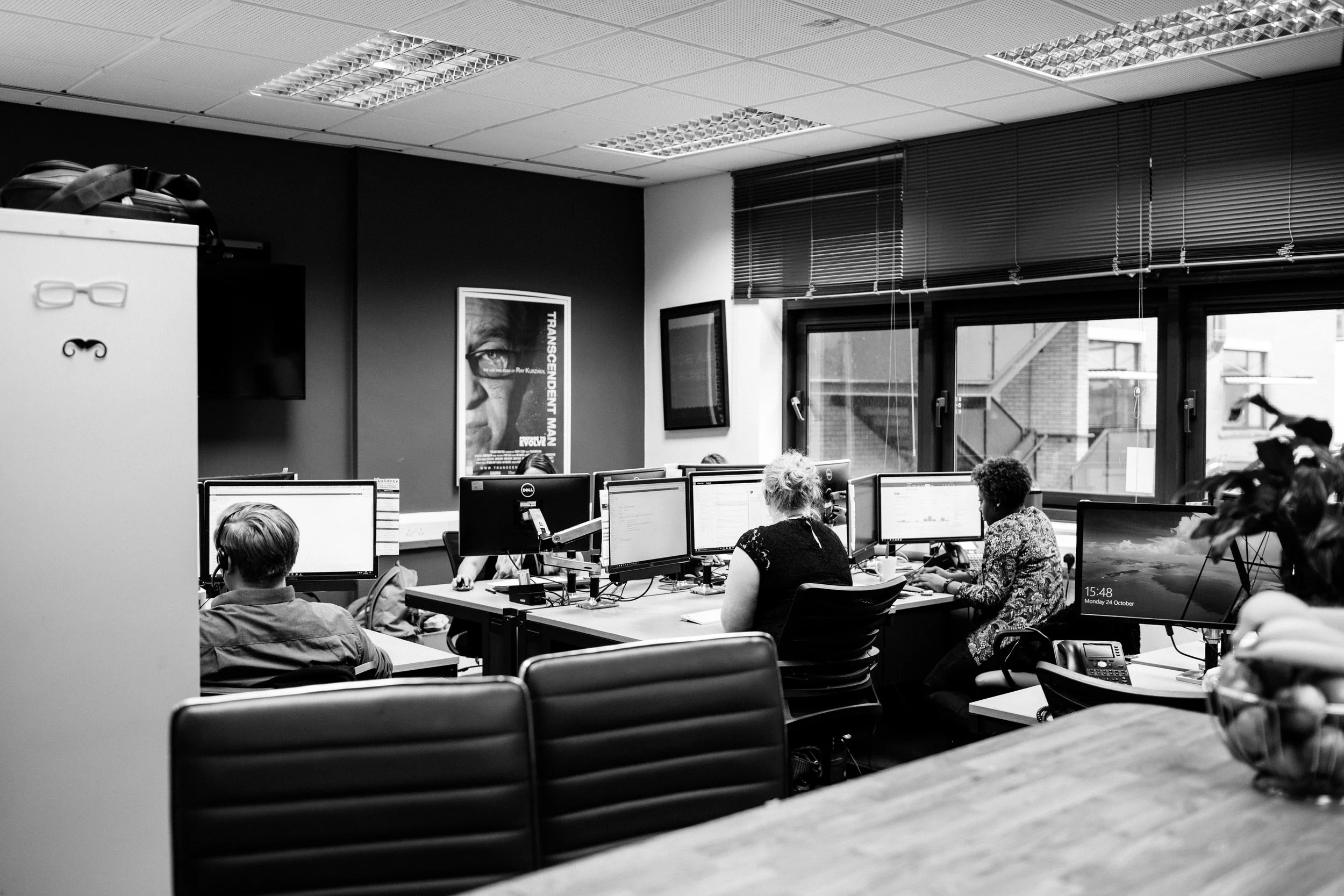 LUCIDICA-office-BW-4670.jpg