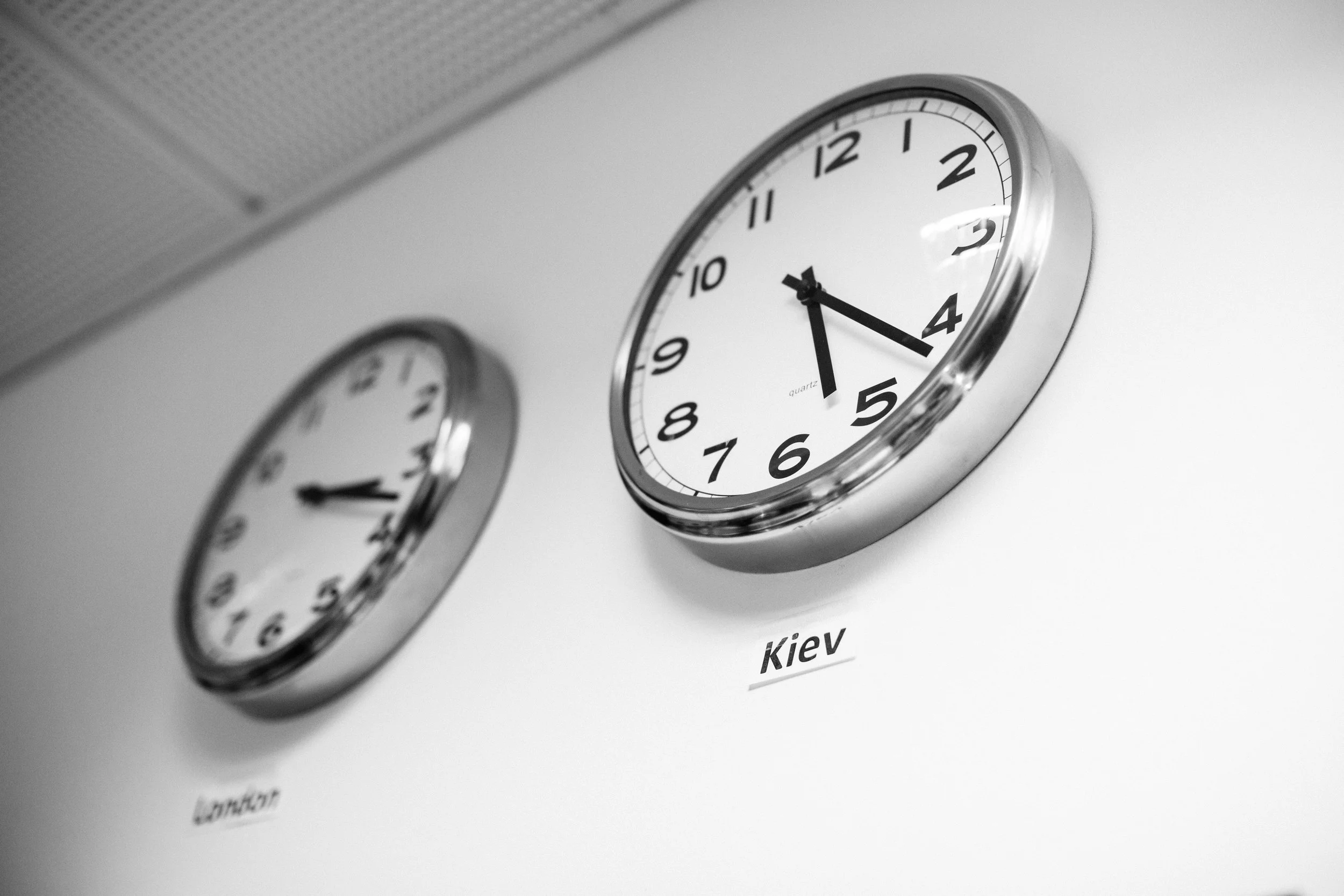 LUCIDICA-office-BW-4545.jpg