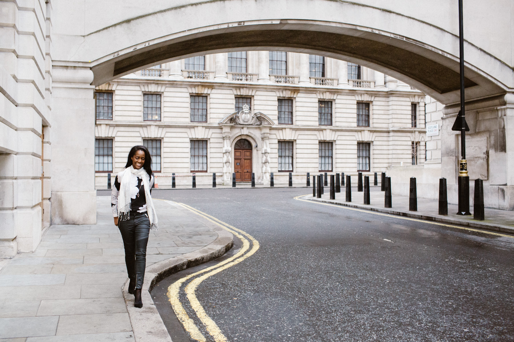 033-London-portrait-photography-LucyWilliamsPhotography.jpg