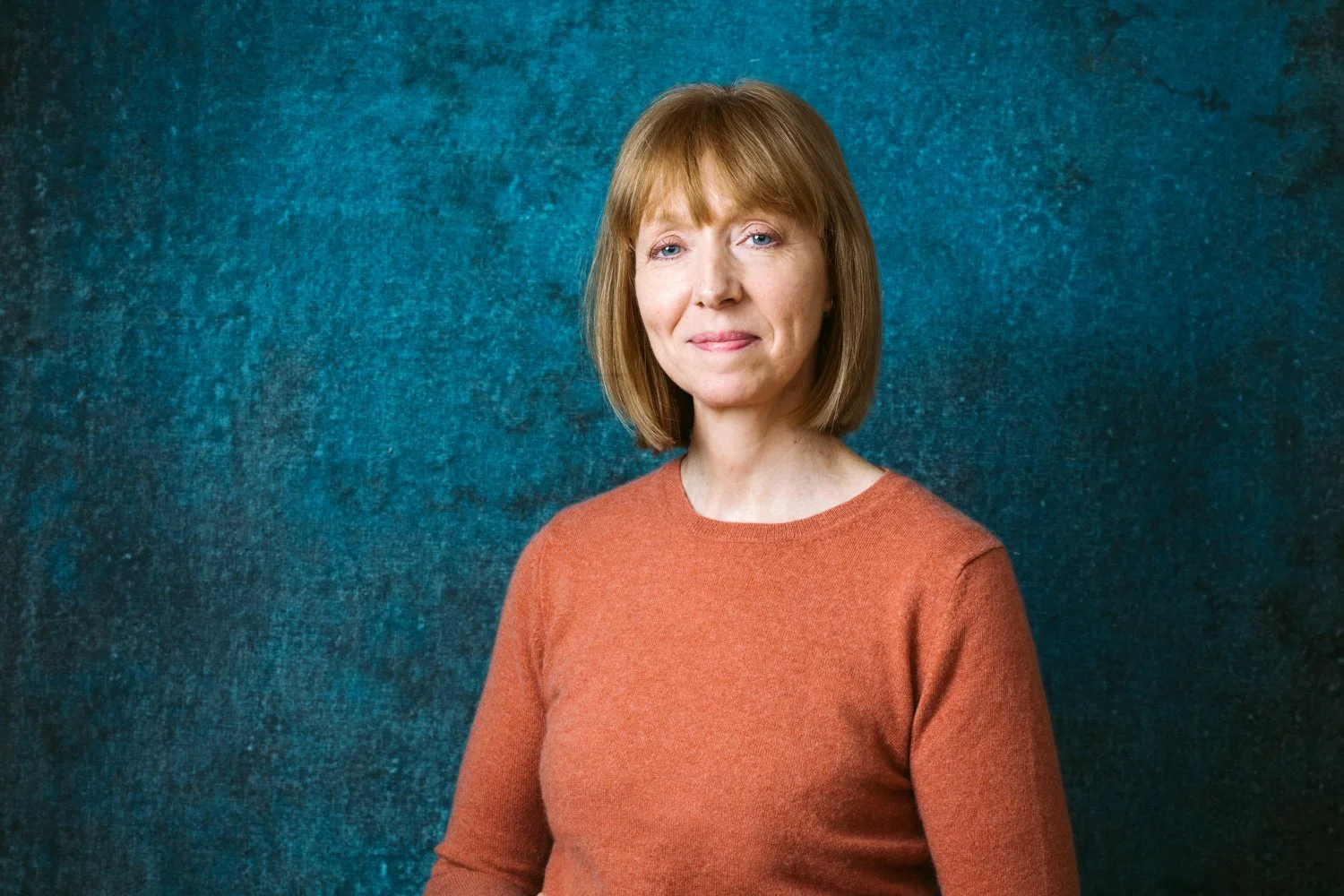 JULIE DERBYSHIRE-WEB-LW2_5390.jpg