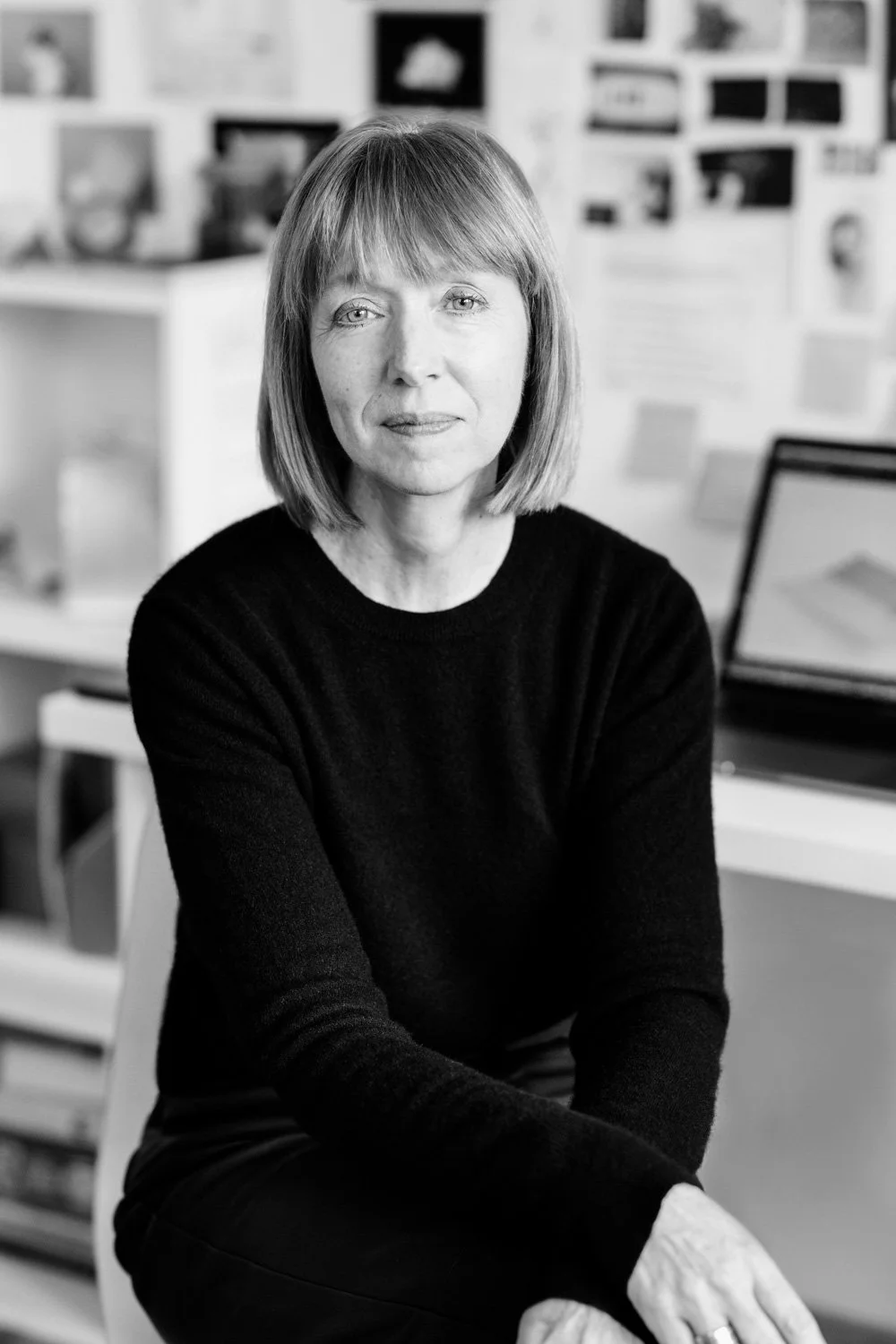 JULIE DERBYSHIRE-BW-WEB-LW2_5282.jpg