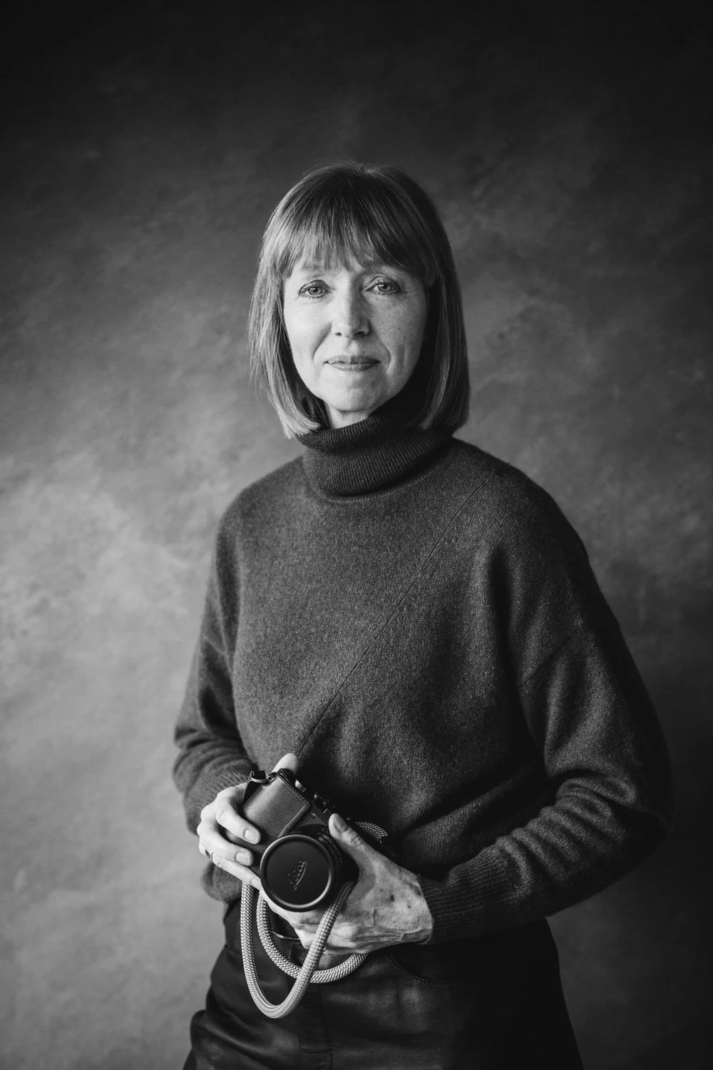 JULIE DERBYSHIRE-BW-WEB-LW2_5335.jpg