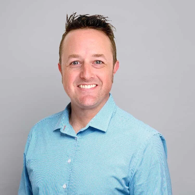 Adam Gentry – Dentist