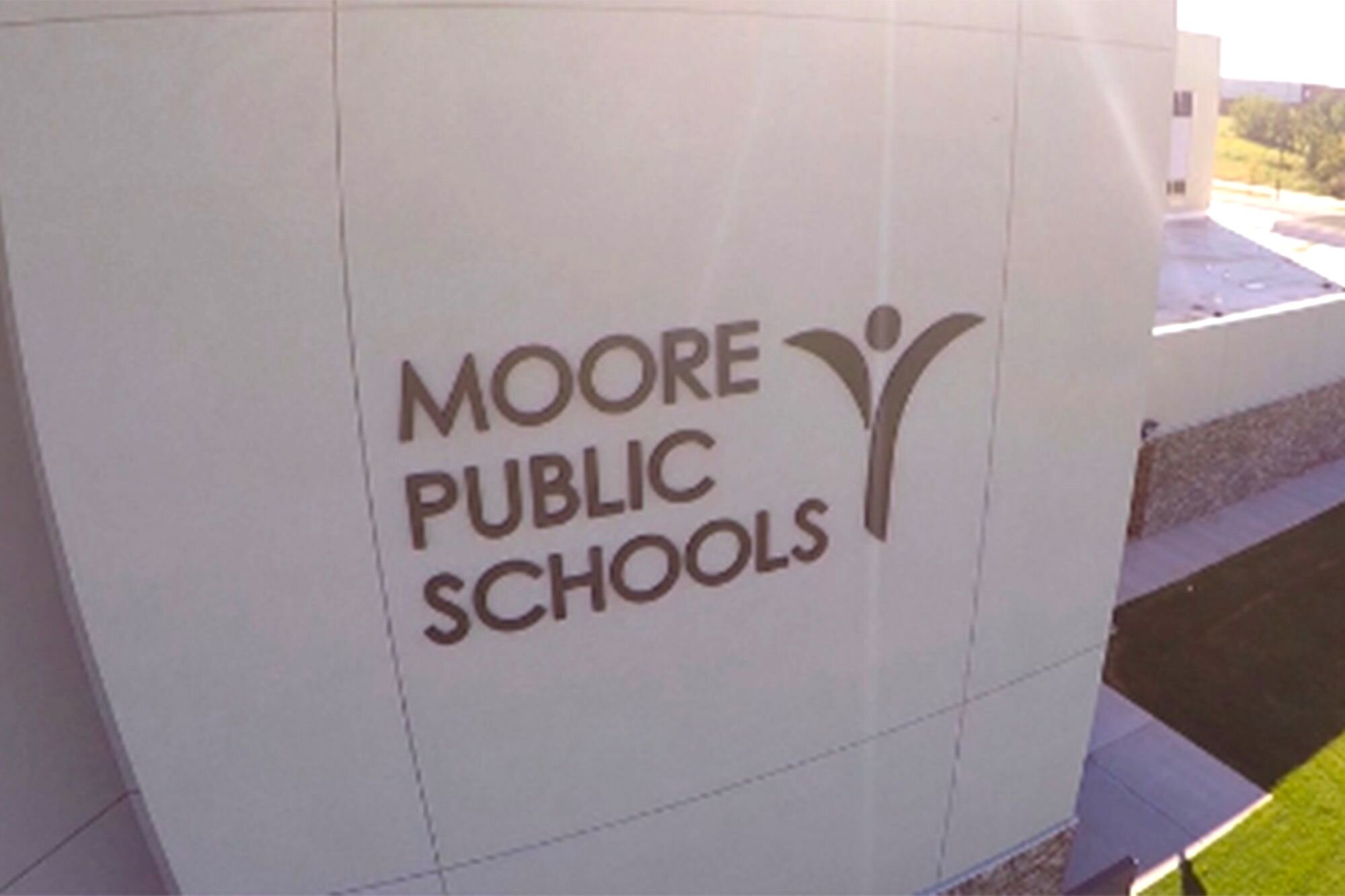 moore-public-schools-0-1.jpg
