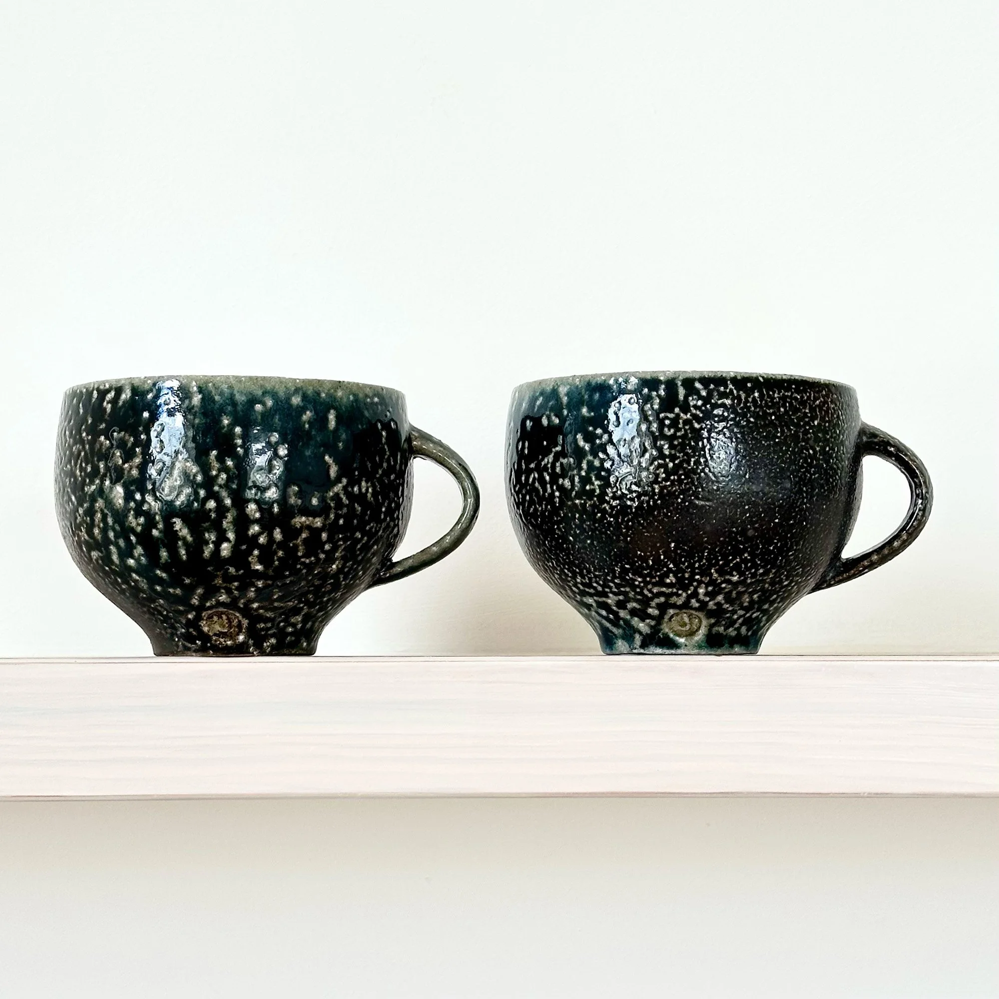 JSP122 Jack Doherty Stoneware Teacups set of 2-5.jpg