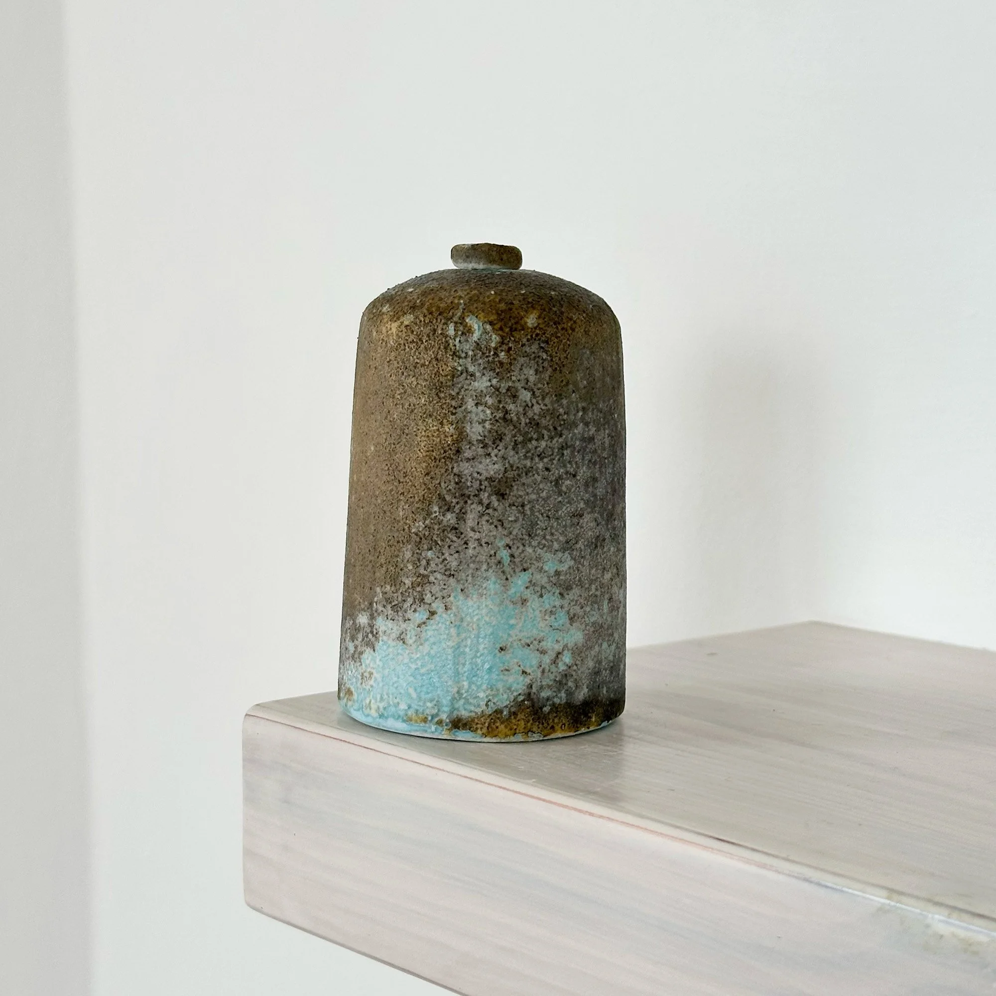 JDP851 Jack Doherty Porcelain Small Keeper III-4.jpg