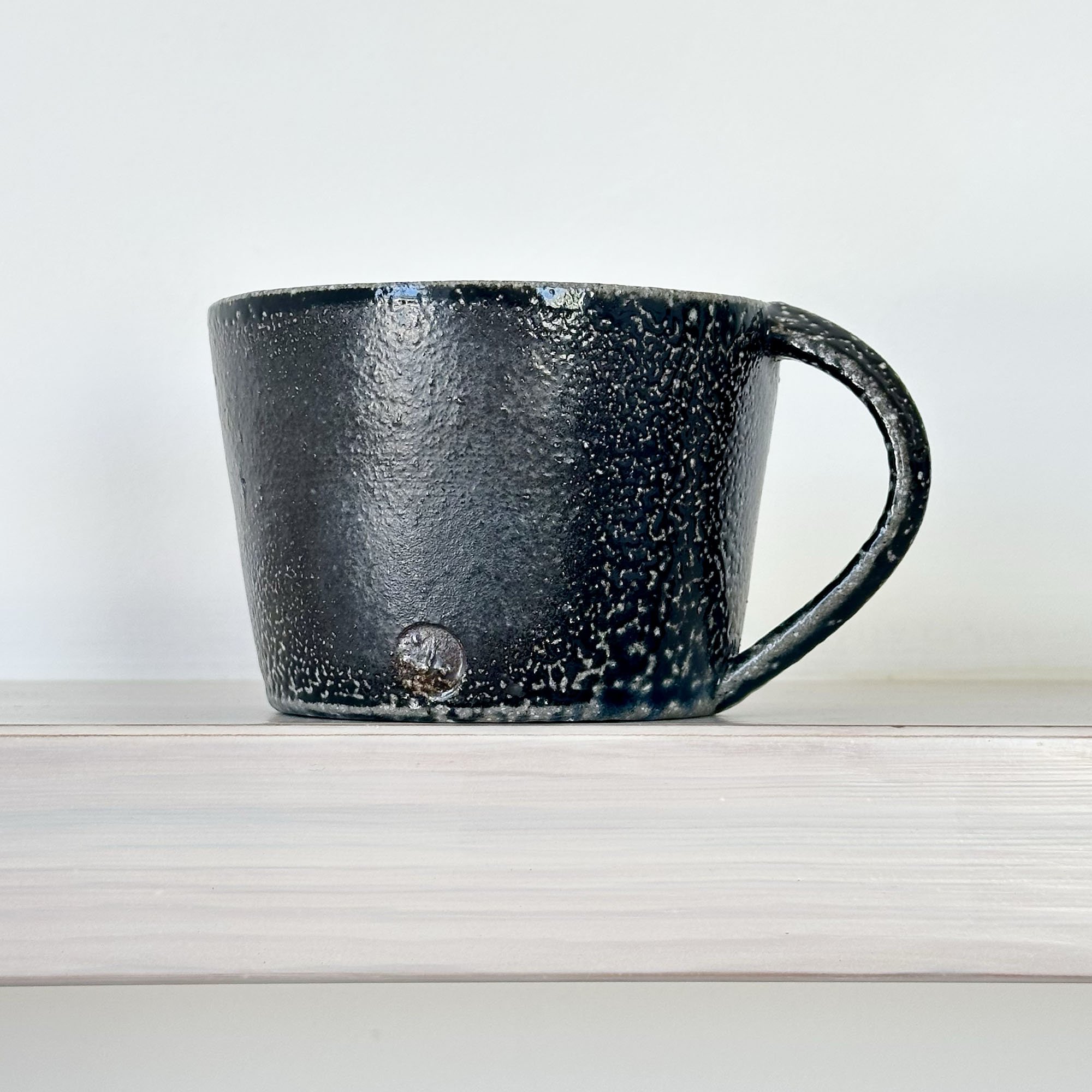 JSP37 Shallow Black Mug 4-2.jpg