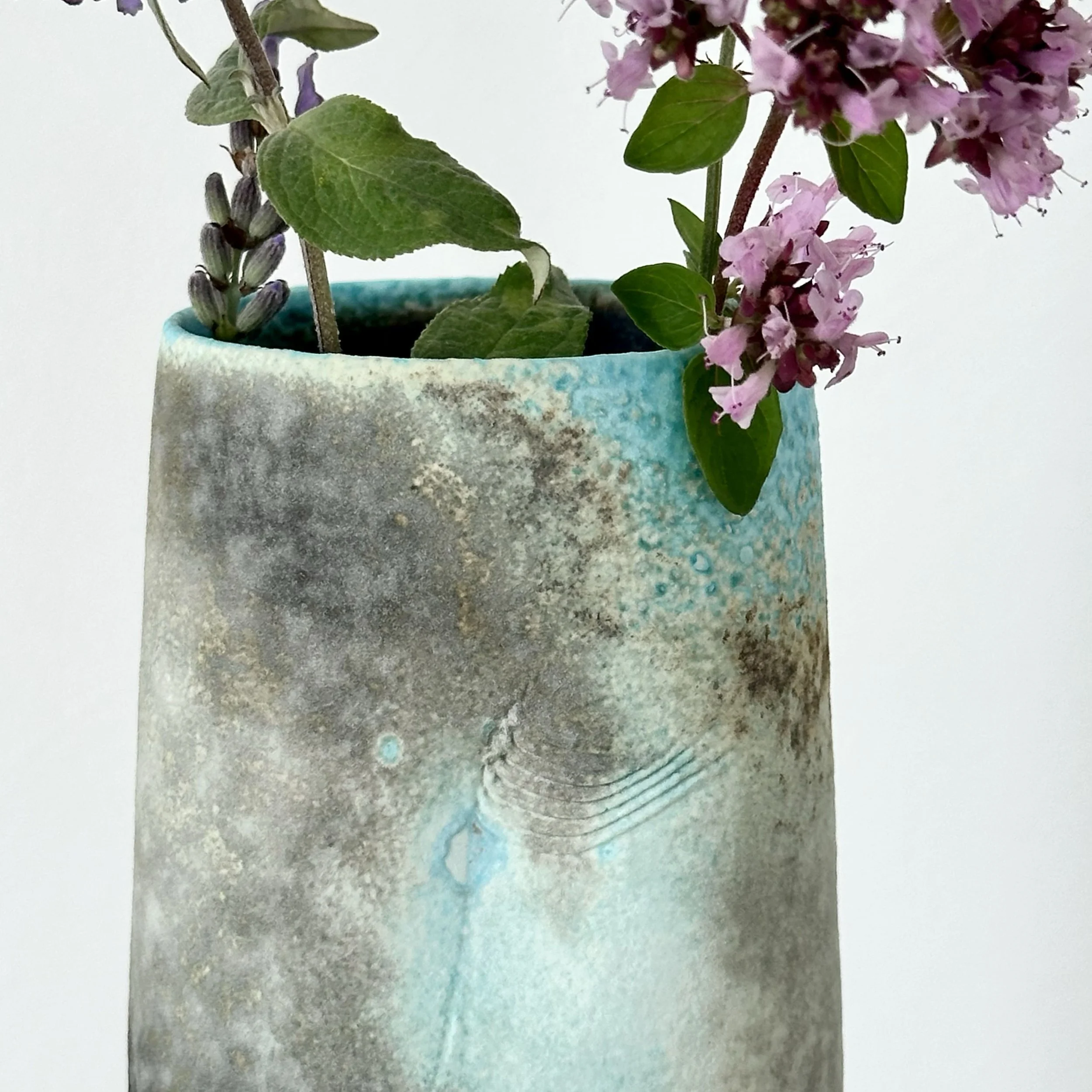 JDP929 Doherty porcelain Summer Bud Vase V-detail.jpg