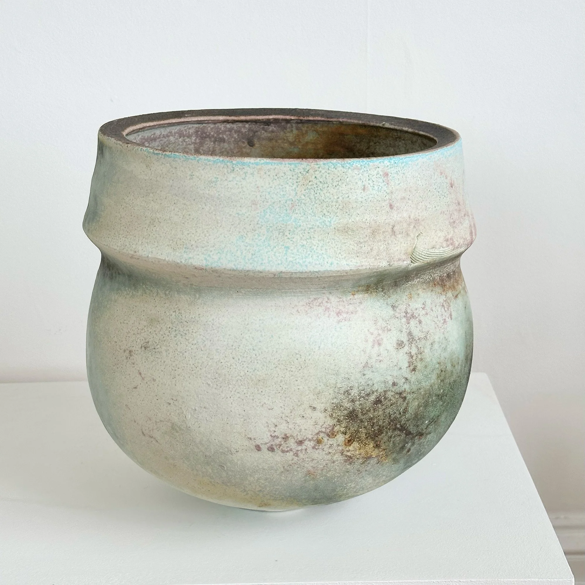 JDP890 Doherty Porcelain High Summer Guardian Vessel-4.jpg
