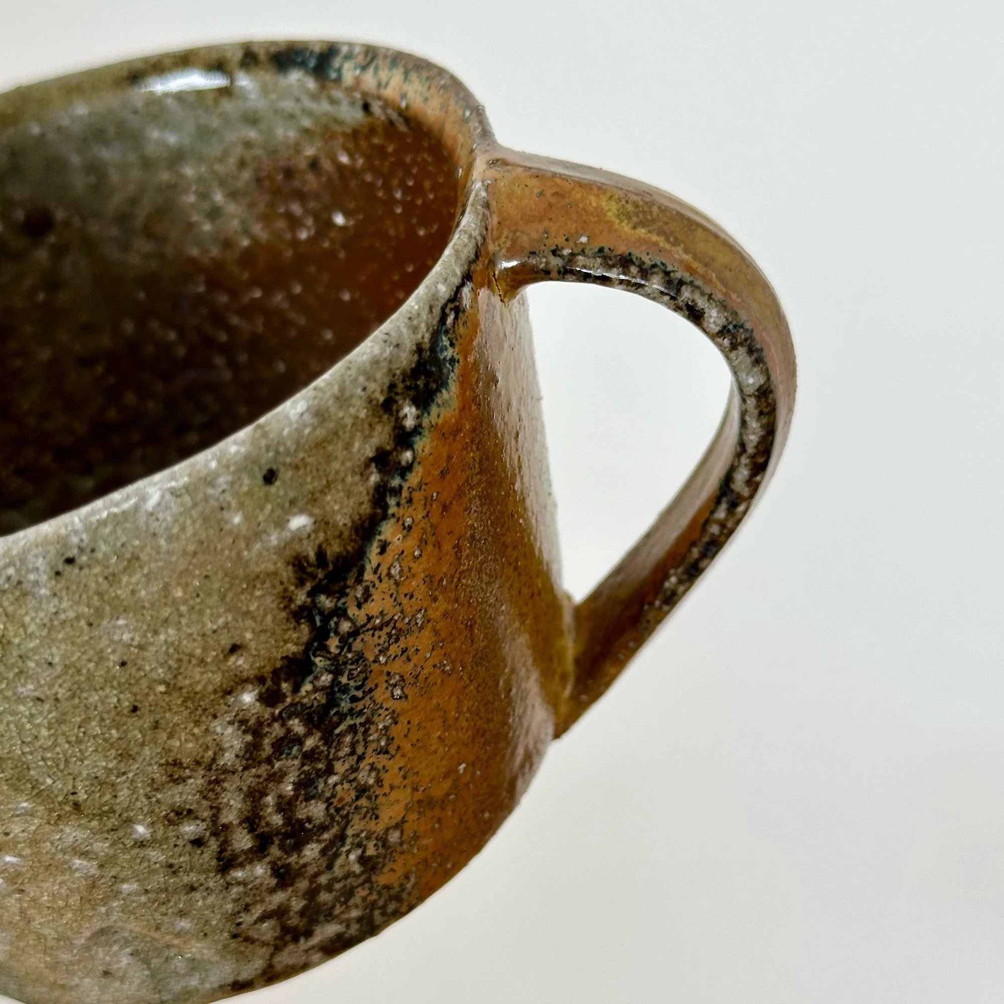 JSP101 Jack Doherty Stoneware Shallow Coffee Mug 5-Detail.jpg