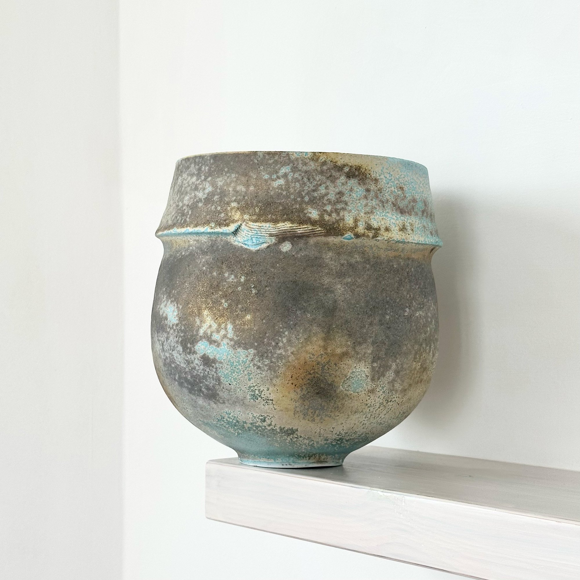 JDP917 Doherty Porcelain Eclipse Vessel III-3.jpg