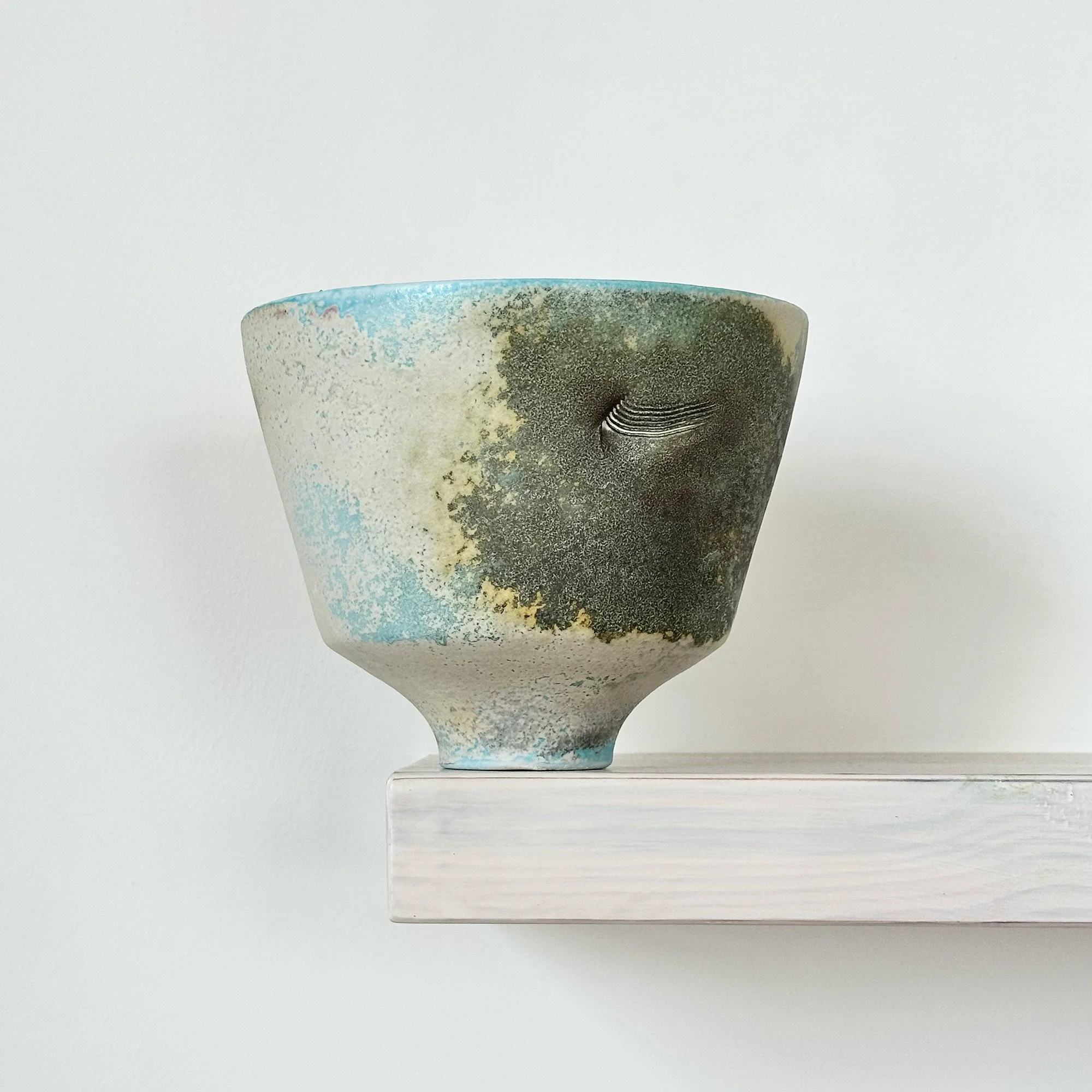 JDP906 Doherty Porcelain Summer Vessel V-2.jpg