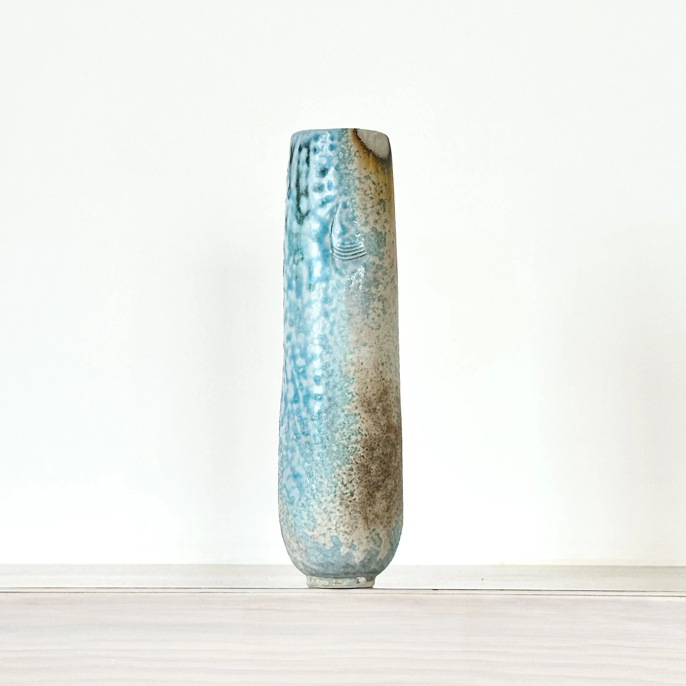 JDP931 Doherty Porcelain Summer Bud Vase VII-3.jpg