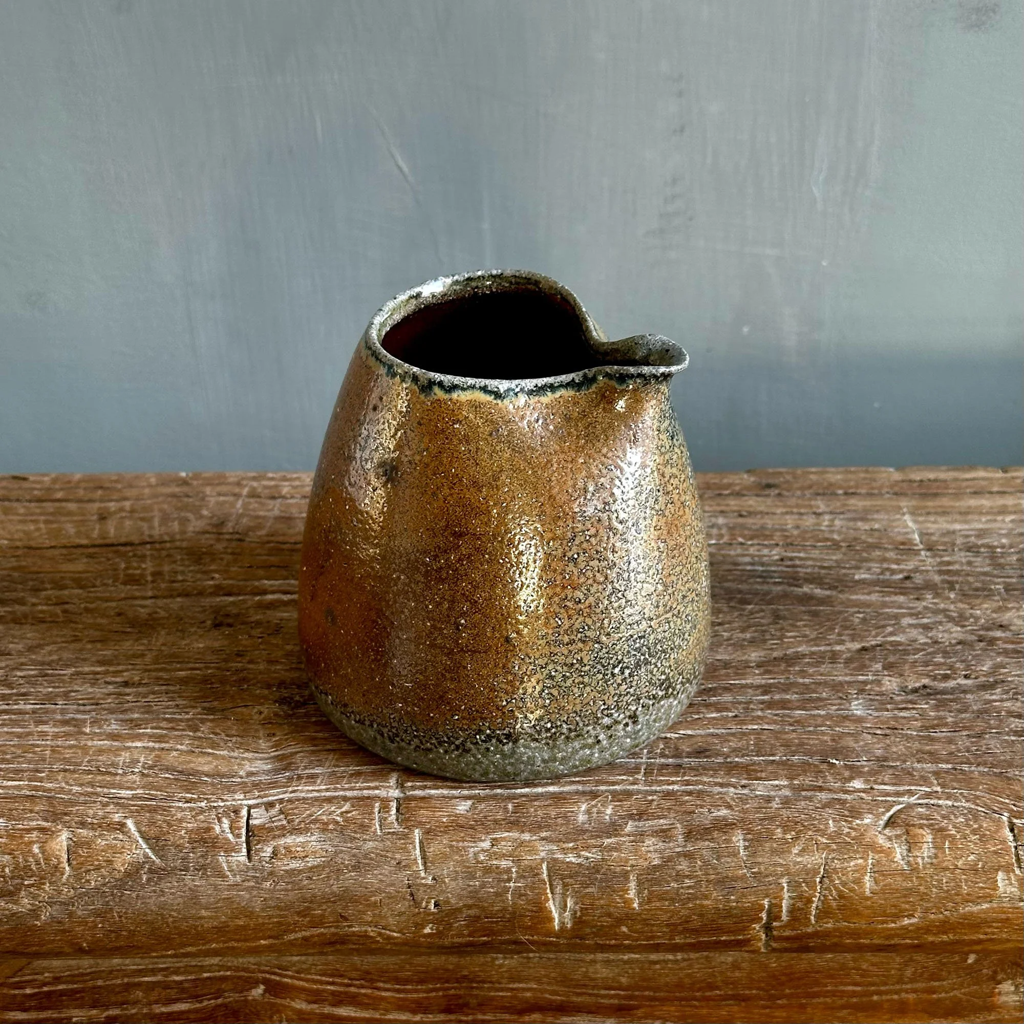 JSP152 Large Pourer 1- 2.jpg