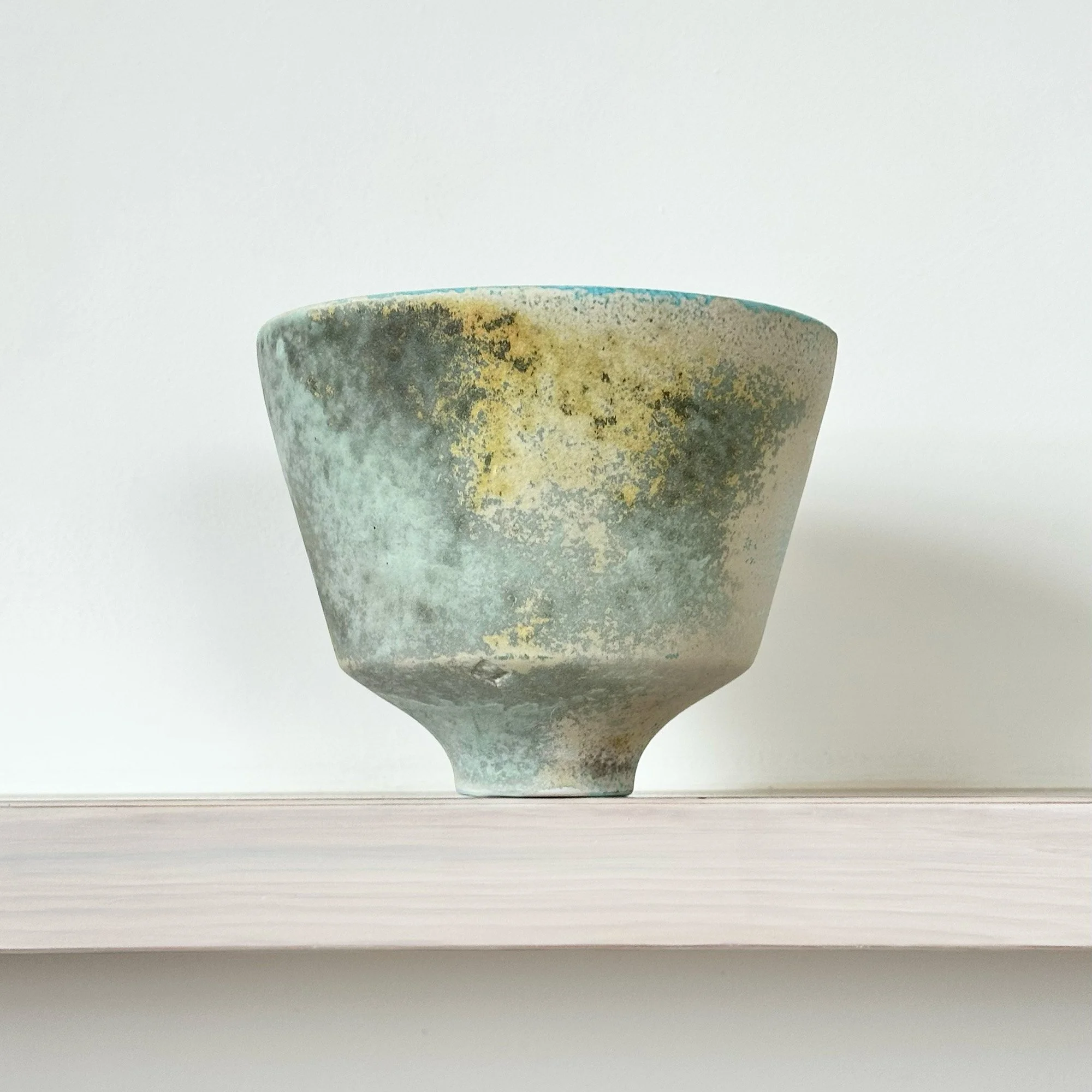 JDP906 Doherty Porcelain Summer Vessel V-4.jpg