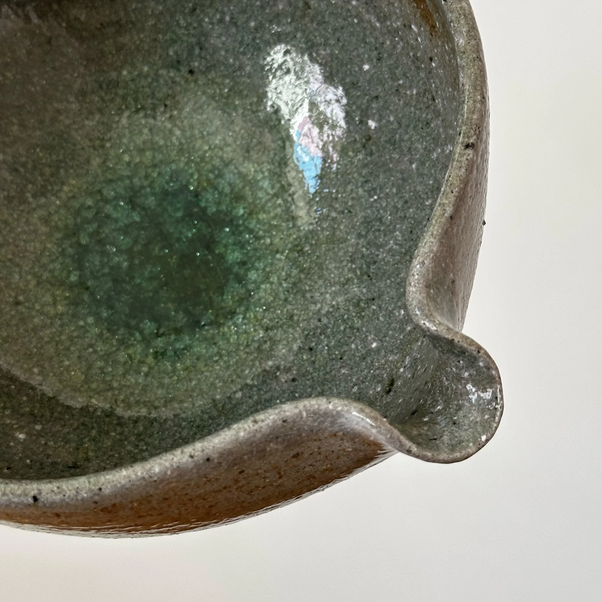 JSP155 Pouring Bowl 3-5.jpg