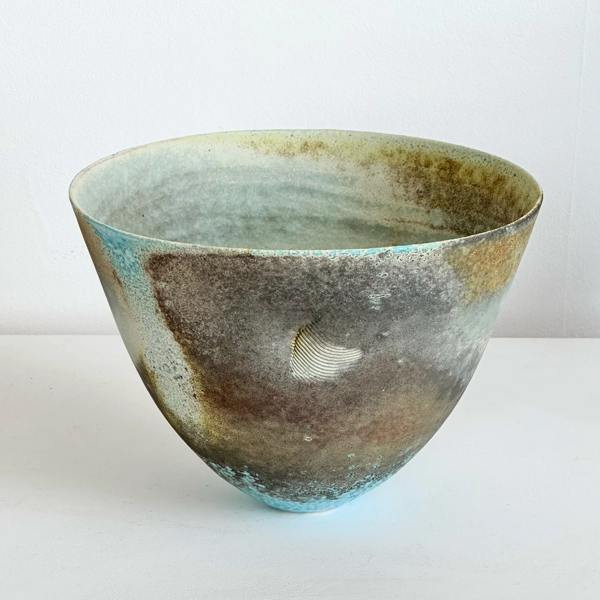 JDP893 Doherty Porcelain Summer Vessel III-4.jpg