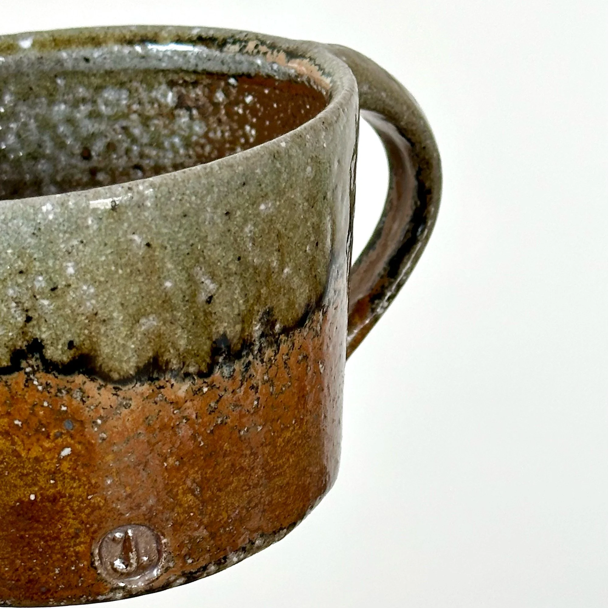 JSP161 Shallow Coffee Mug 3-4.jpg