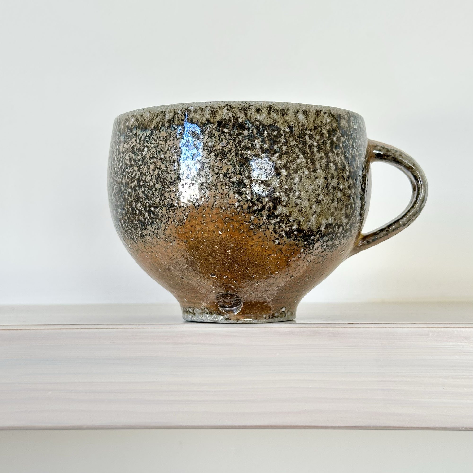 JSP9 Ochre Shino TeaCup 9-2.jpg