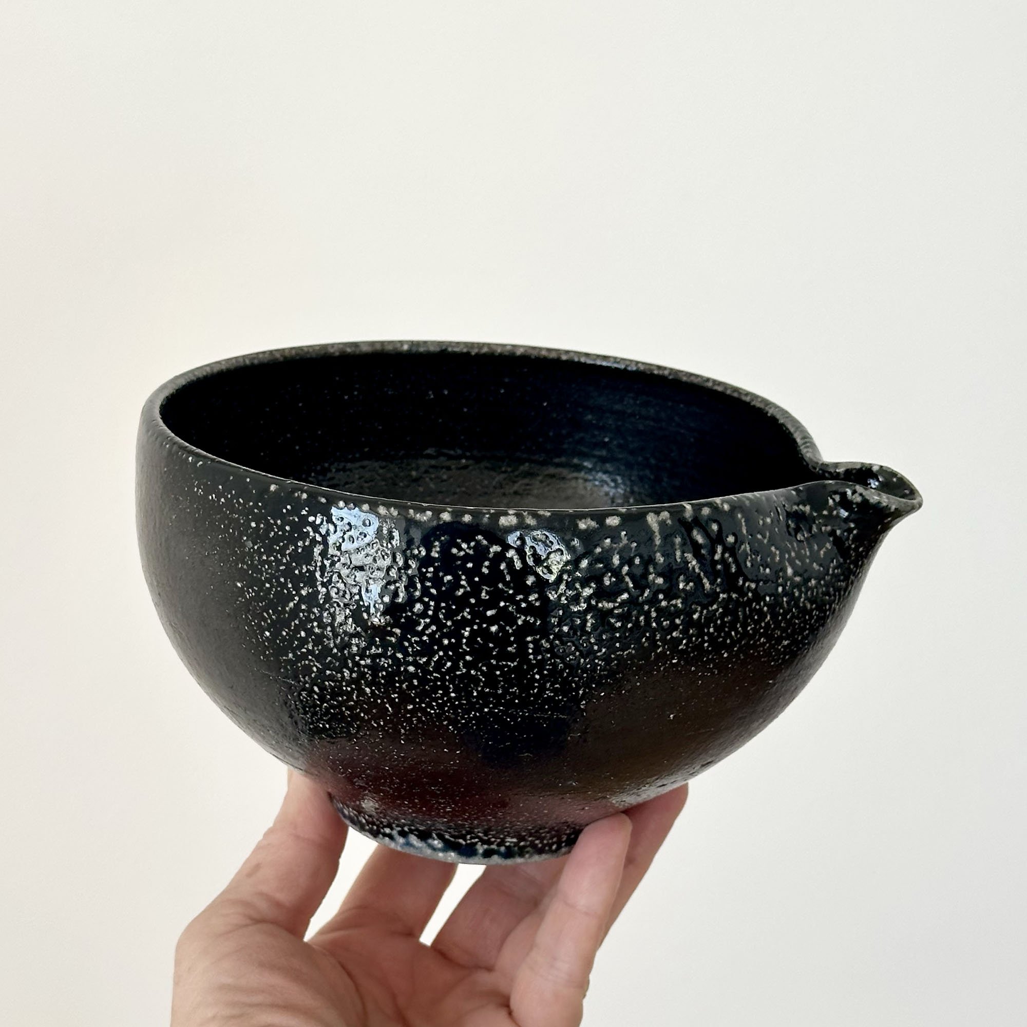 JSP50 Shallow Black Pouring Bowl 2-4.jpg