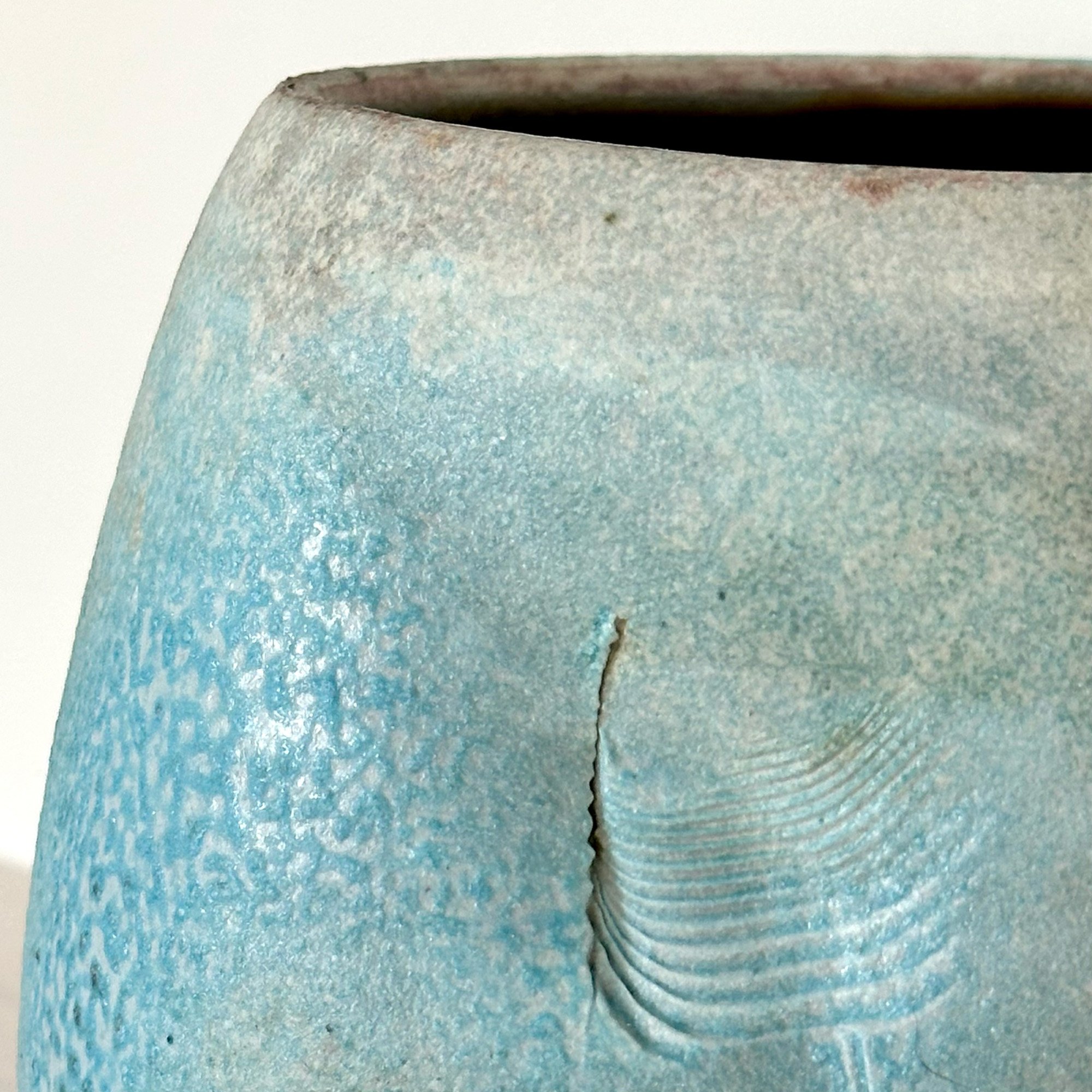 JDP724 Doherty Porcelain Winter Vessel I-detail.jpg