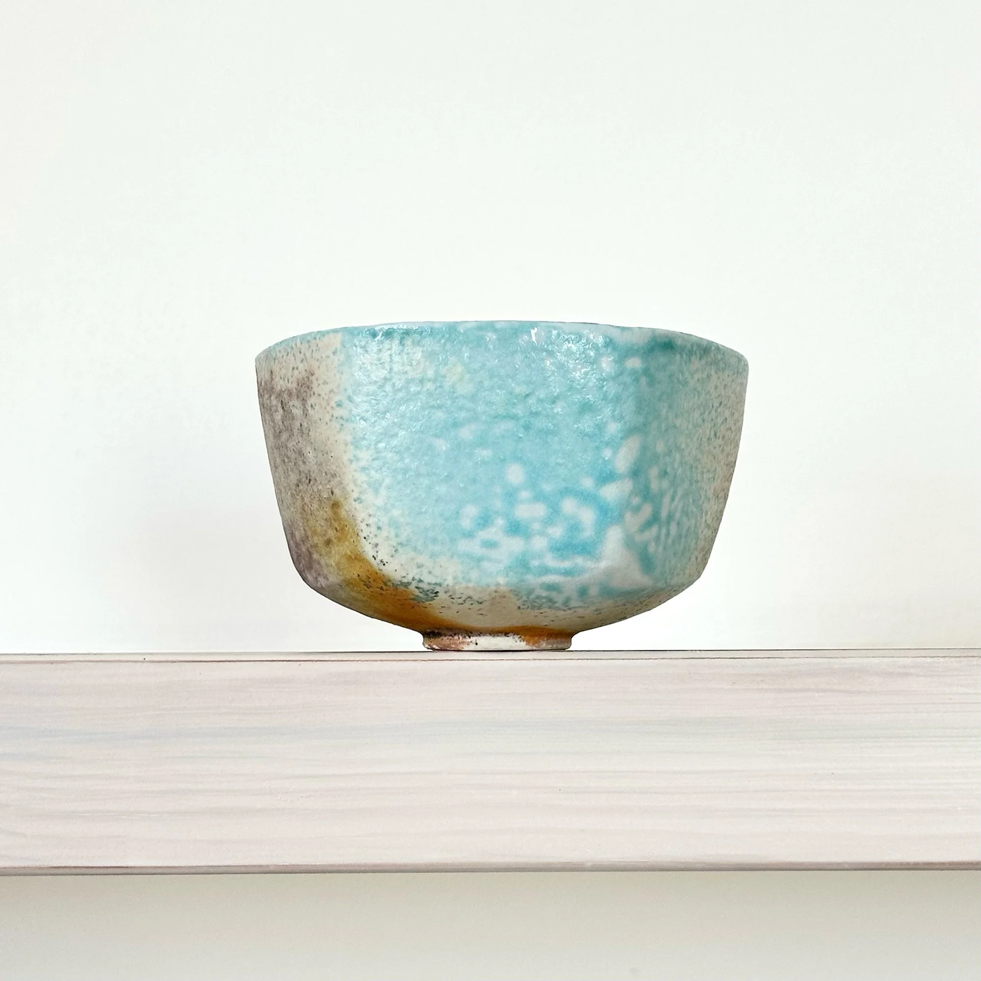 JDP903 Doherty Porcelain Faceted Summer Bowl IV-4.jpg
