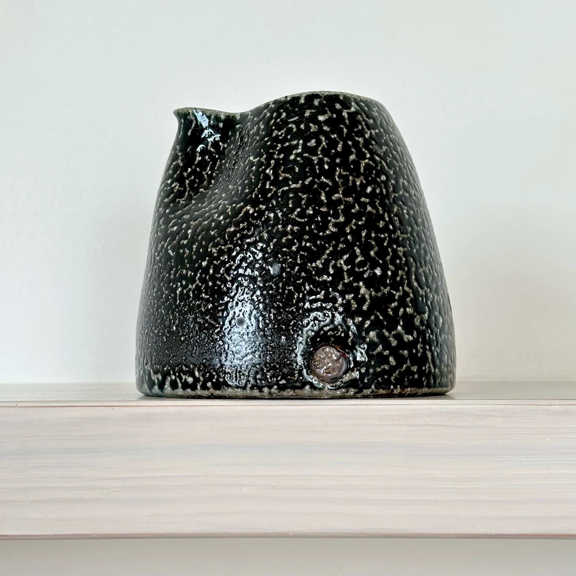 JSP140 Jack Doherty Stoneware Large Pourer 3-2.jpg